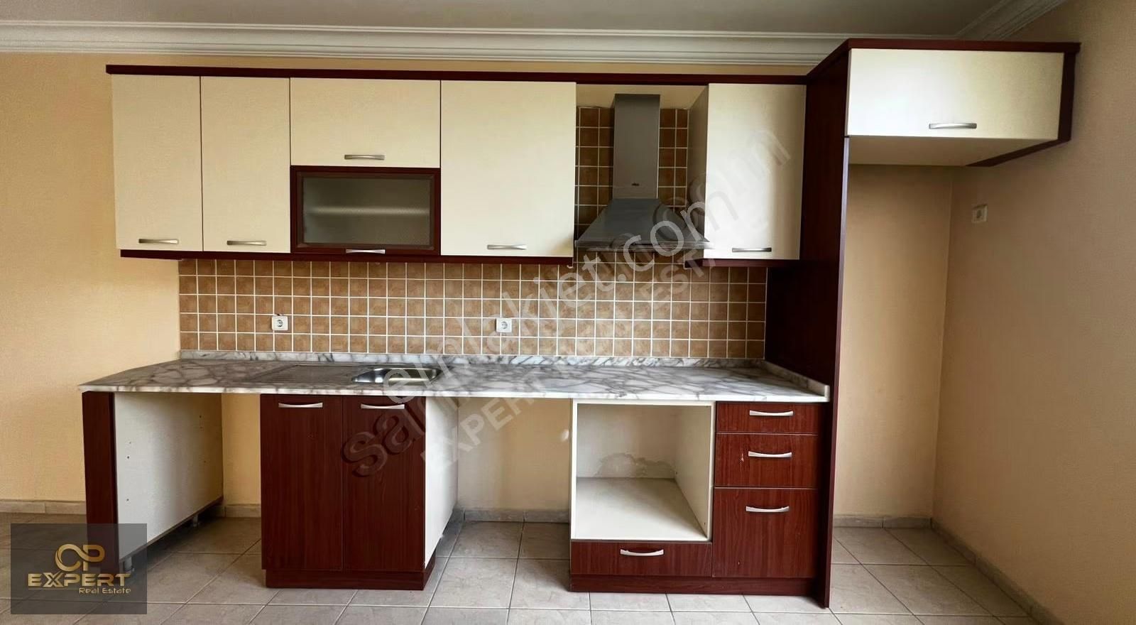 Merkezde 2+1 Acıl Satılık Marınada - Görsel 12