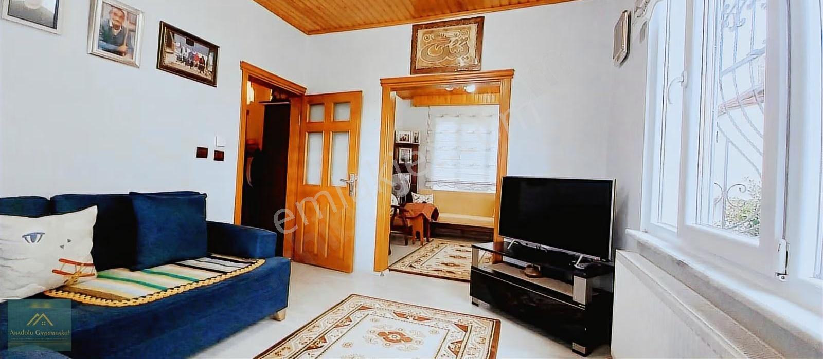 Anadolu Gm.'den Zaferi Milli Mah.de 200 M² Satılık Tribleks Bina - Görsel 9