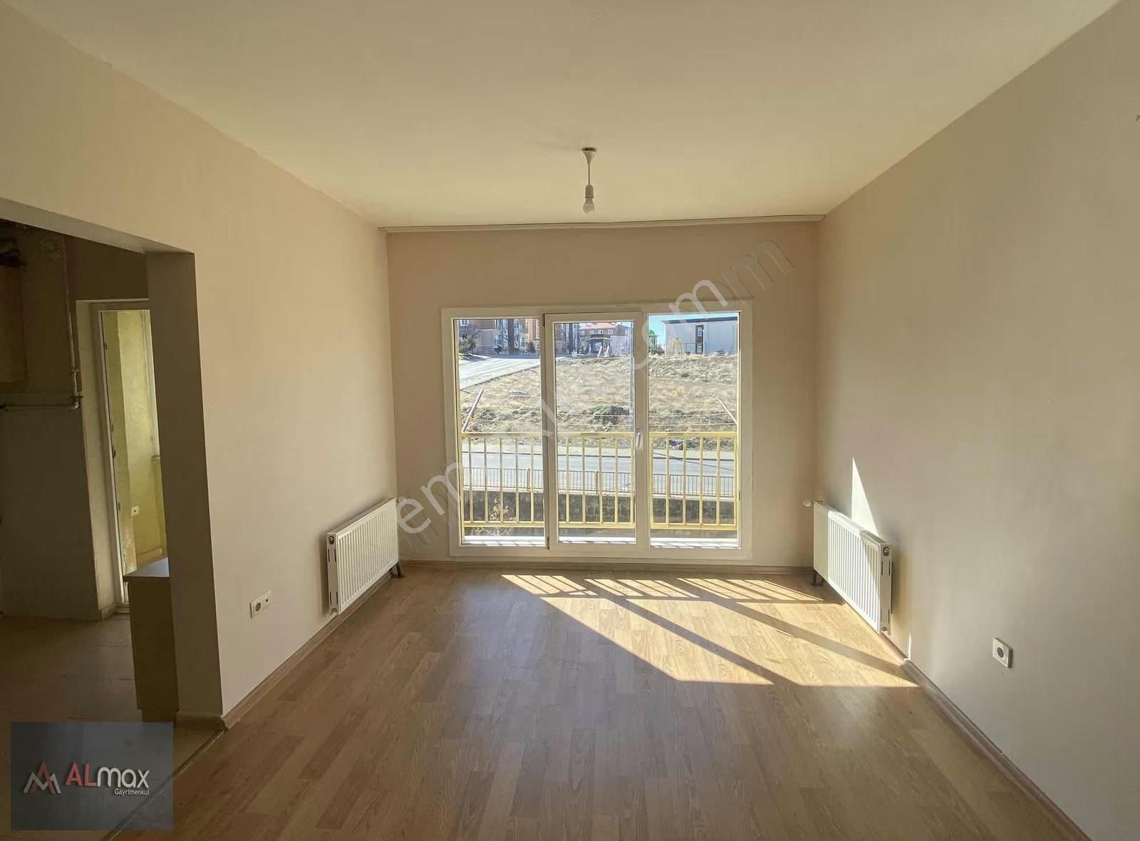 Demokrasi Mah. Toki 8. Bölge 2+1 Kiralık Güney Cephe - Görsel 4