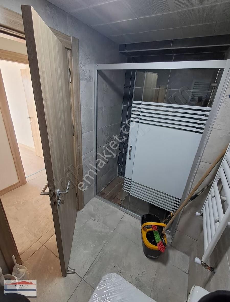 Esenler Toki'de Önü Açık, Ferah, 3+1 Kapalı Mutfak Kiralık Daire - Görsel 12