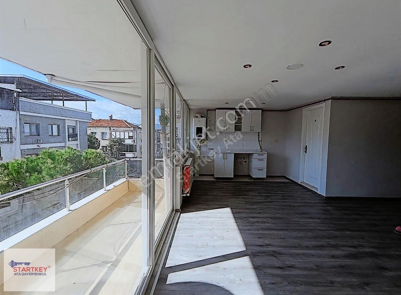 İzmir Buca Şirinyer Efeler Mahallesi'nde 1+1 Kiralık Daire - Görsel 4