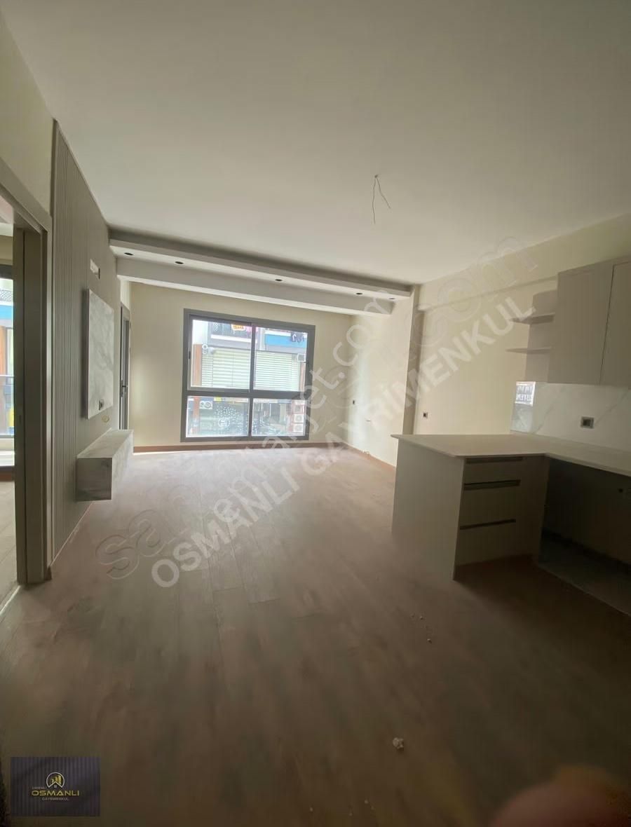 Erdemli Merkezde Kiralık 1+1 Daire - Görsel 13