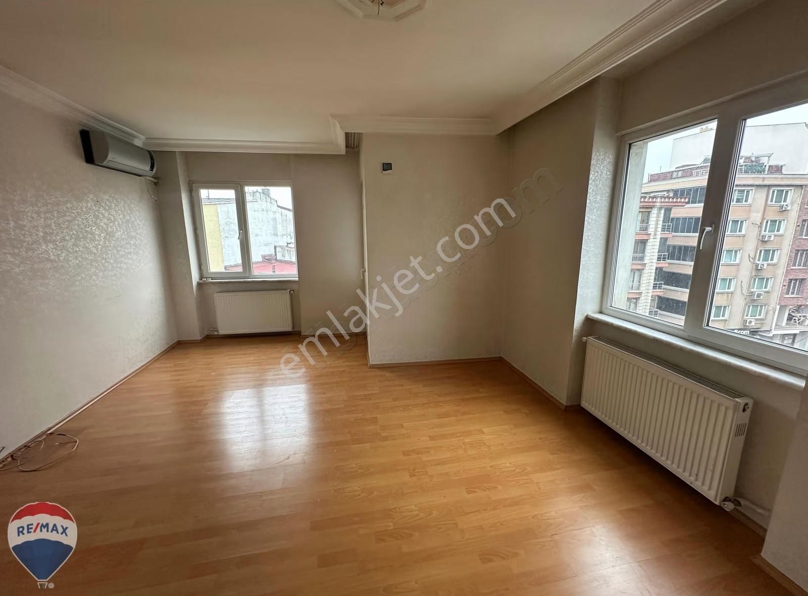 Bayrampaşa Kartaltepe Mahallesinde Kiralık Köşe Başı 2+1 Daire. - Görsel 2
