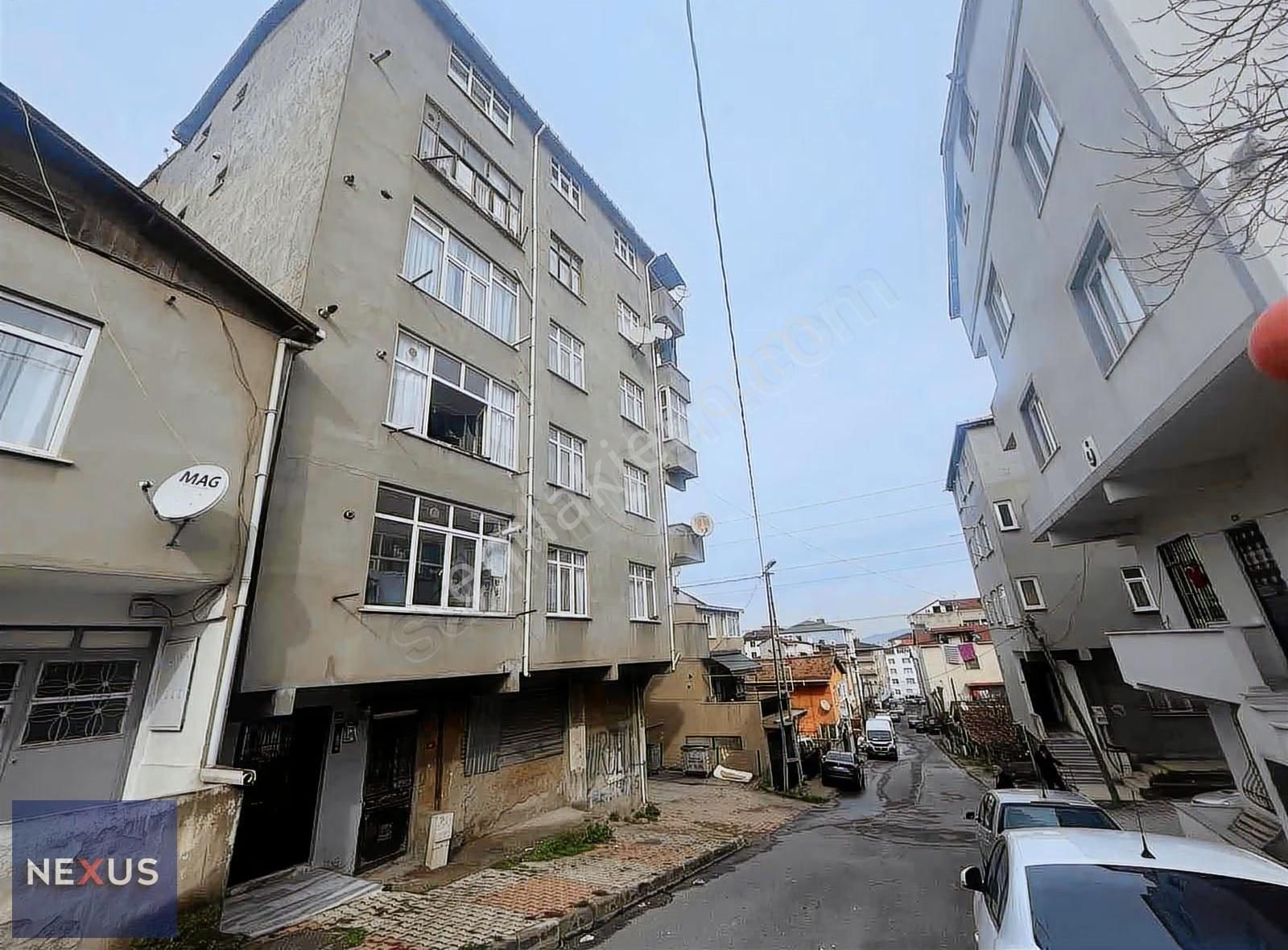 Sultanbeyli Hasanpaşa Mahallesinde Kiralık 2+1 Daire - Görsel 2