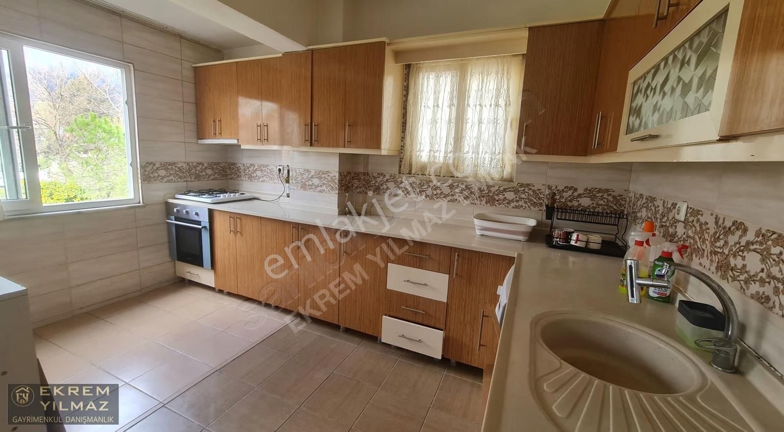 Gelişim Mahallesi'nde Eşyalı Kiralık 2+1 Daire - Görsel 8