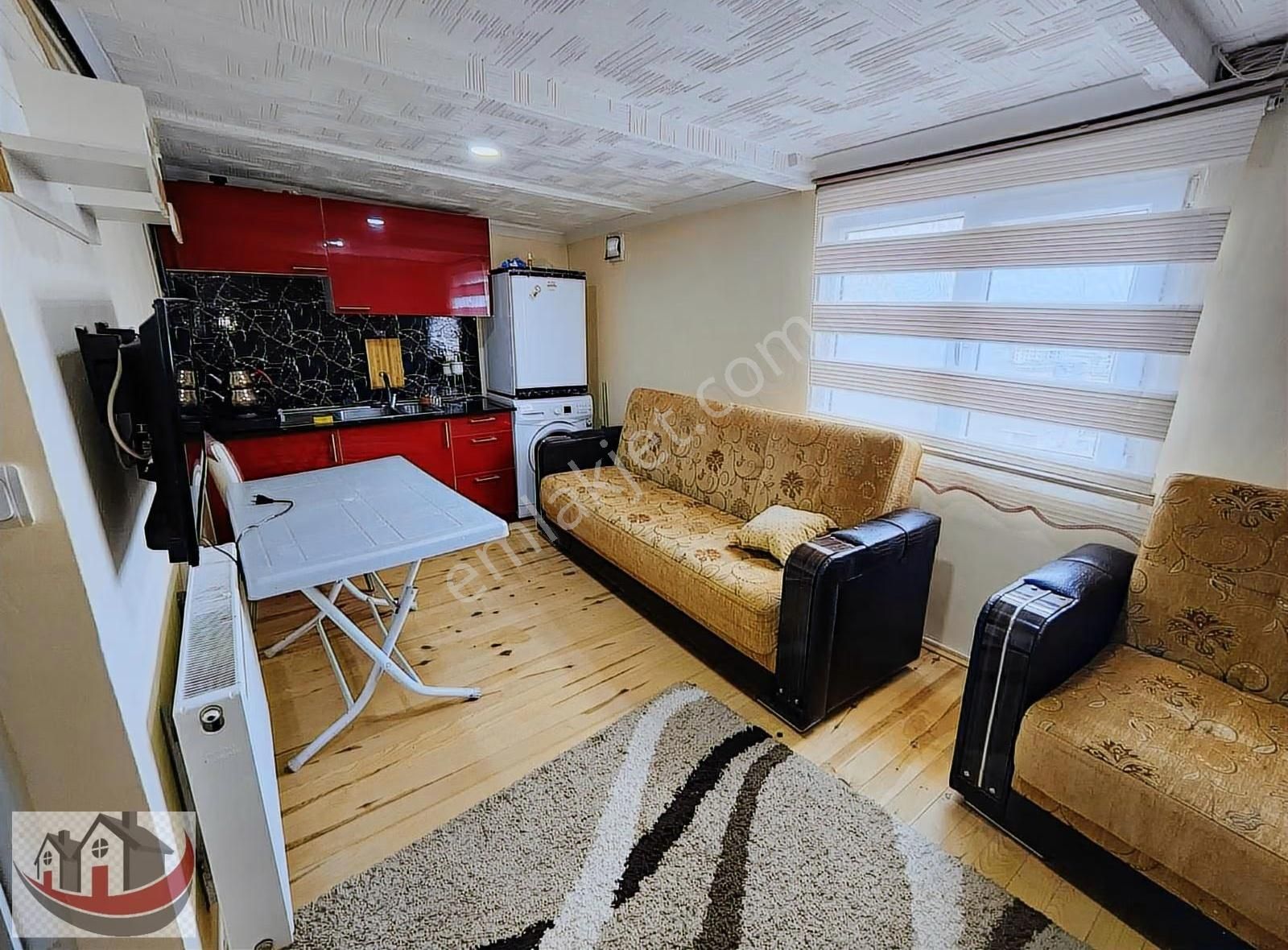 Güneyden Metroya 13 Dakika Yürüme 1+0. Sütüdyo Eşyalı Daire - Görsel 2