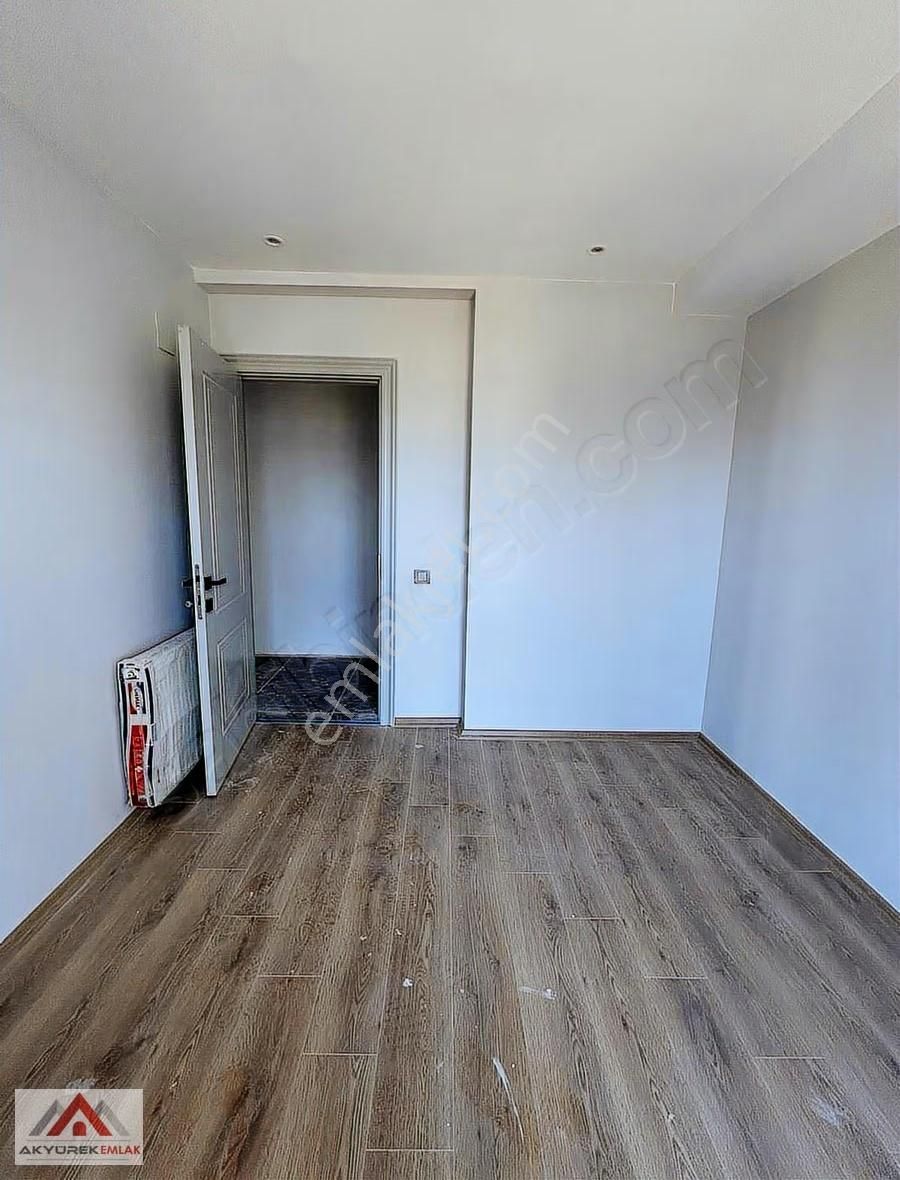 Akyürek'ten Deniz Mahallesinde Kiralık 3+1 Daire - Görsel 11