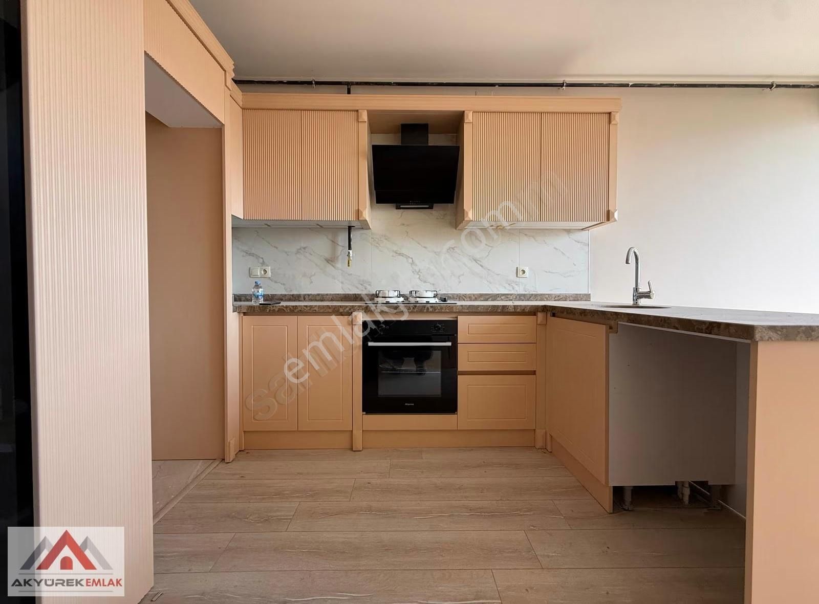 Akyürek'ten 75, Yıl Mahallesi Yaşar Doğu Cad. Havuzlu Sıfır 1+1