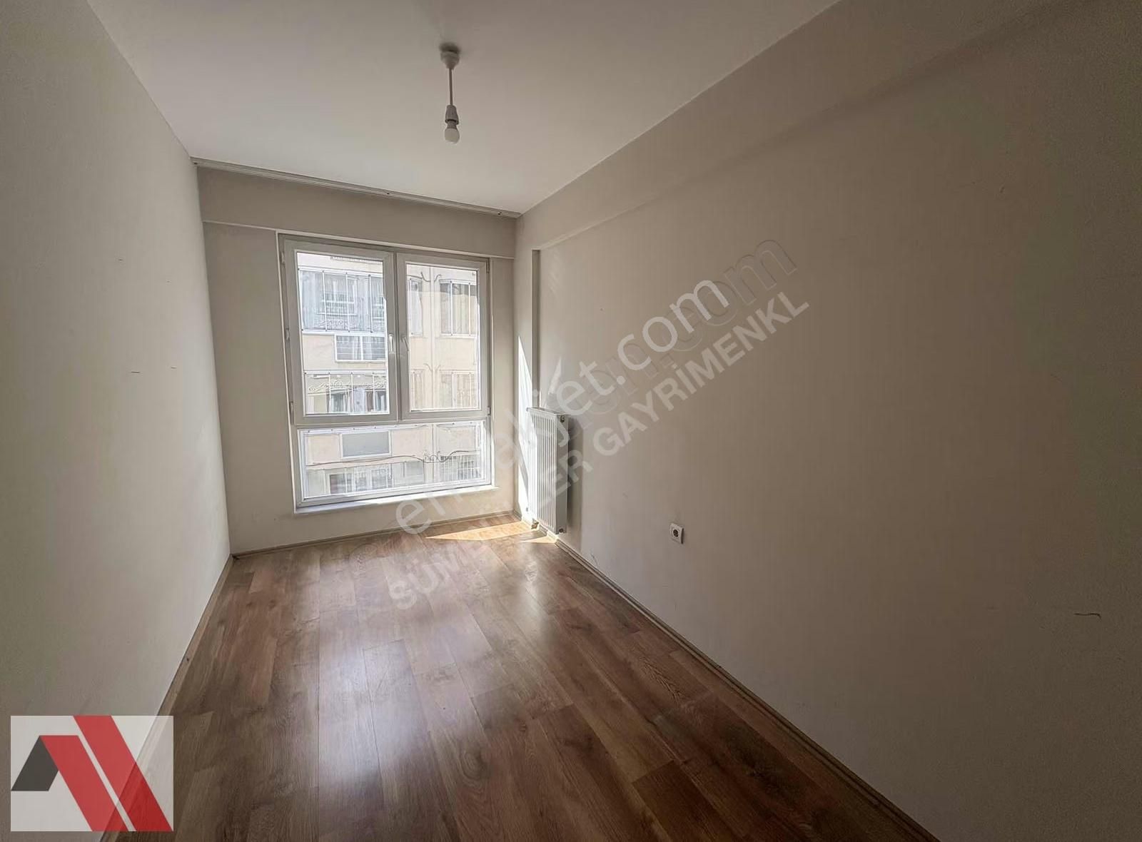 Sümbüller'den Üni. Cad. Dibinde Arakat Asansörlü Geniş 2+0 Daire - Görsel 9