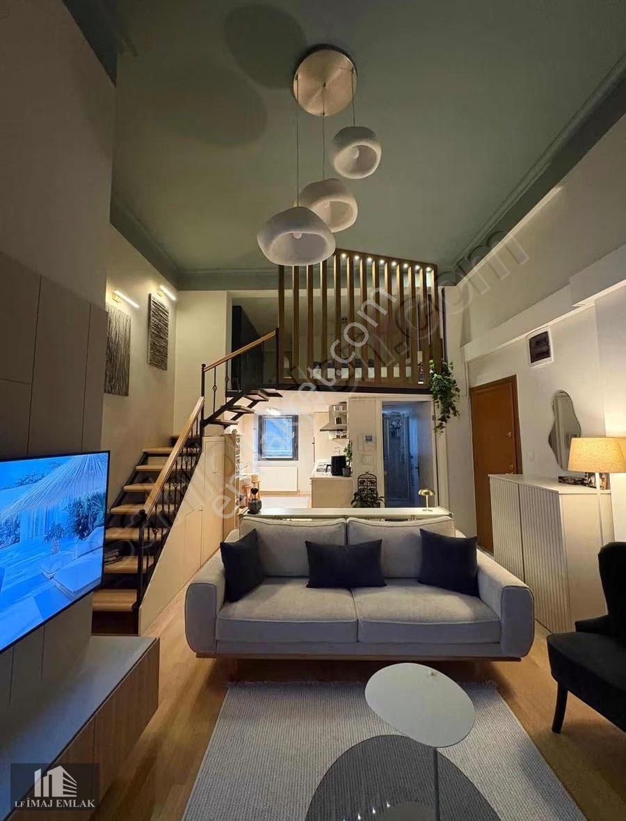 Çatalçeşme Caddeye 3.bina 58 M2 Loft Daire Mimari Dekorlu