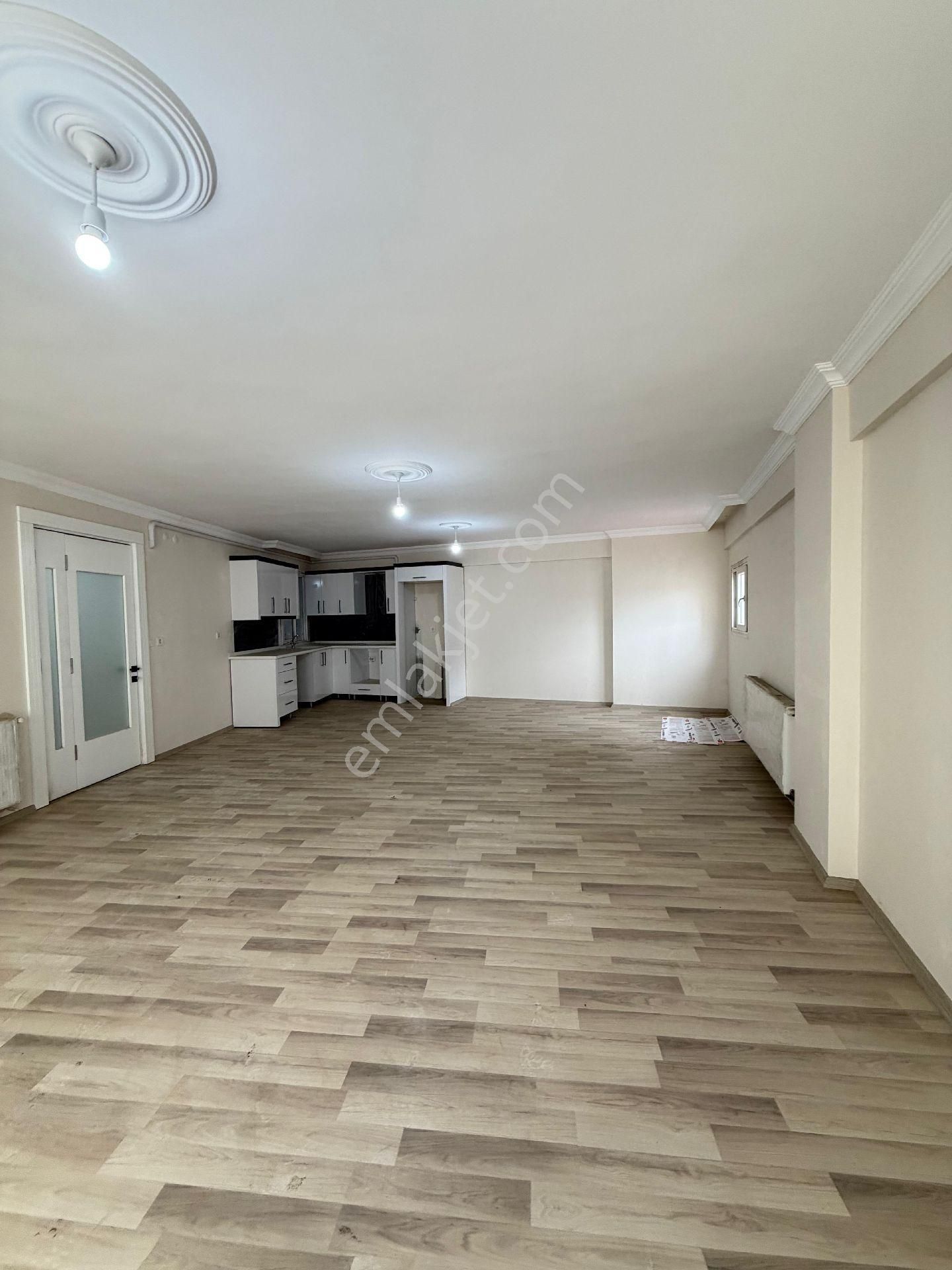 İzmir Tire Cumhuriyet Mah. Satılık 3+1 Daire - Görsel 2