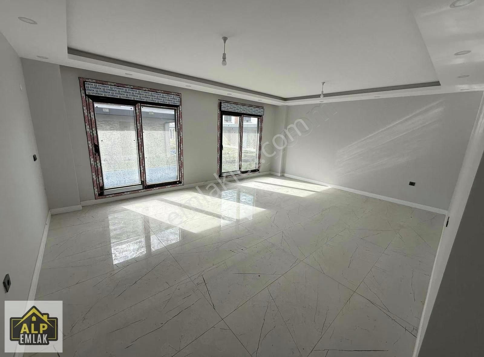 Selimpaşa 400 M2 Arsa İçinde 5+1 Havuzlu Müstakil Villa - Görsel 16