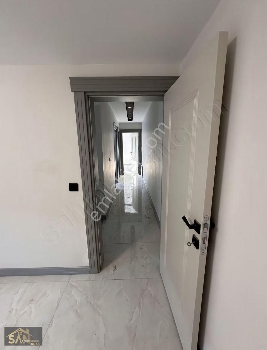 Urla Gdn Gold Sitesinde Kapalı Mutfakli 2+1 Daire - Görsel 8