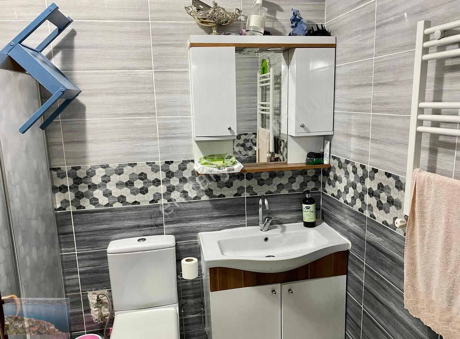 Kw-semih Yunusemre Mahallesinde Cadde Cepheli 2+1 Daire - Görsel 13