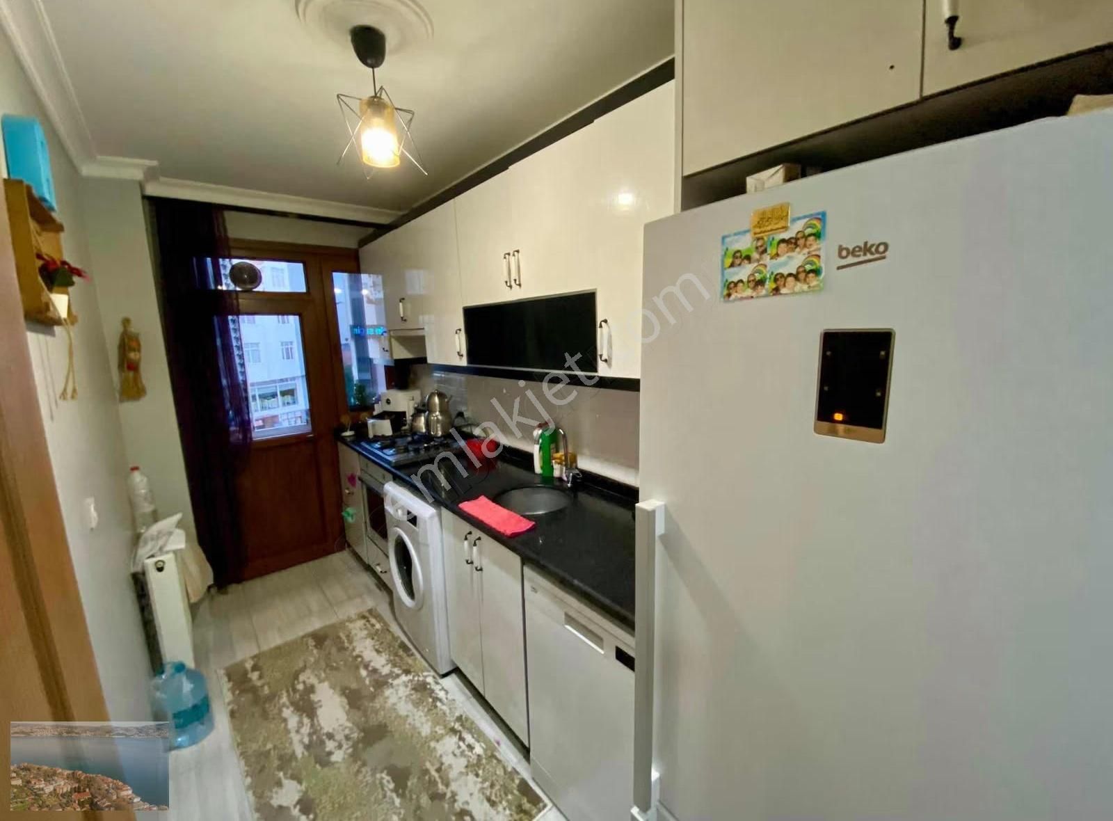 Kw-semih Yunusemre Mahallesinde Cadde Cepheli 2+1 Daire - Görsel 17