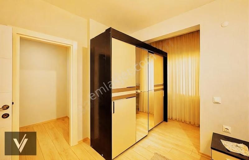 Güllerpınarı'nda Full Eşyalı 3+1 Daire, 140 M² Net Alan - Görsel 20