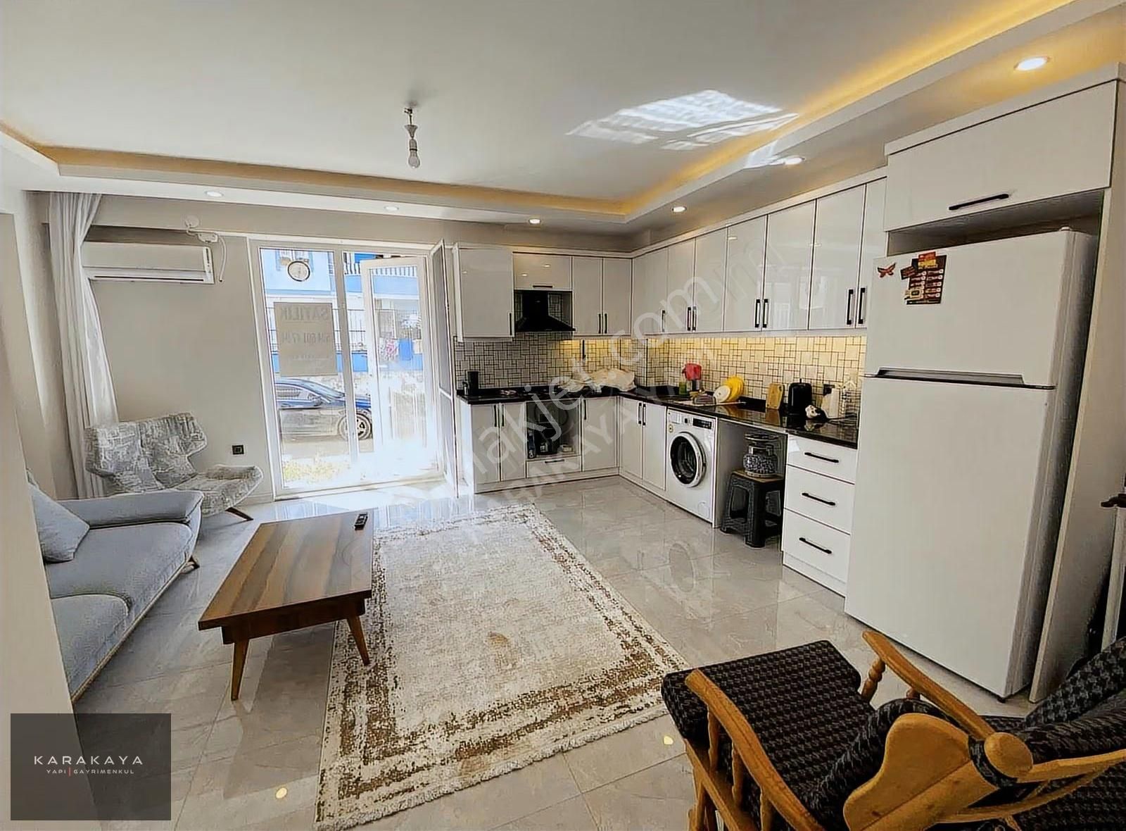 Denize 2. Parsel Sıfır Lüks Butik Sitede Eşyalı 2+1 Bahçeli - Görsel 2