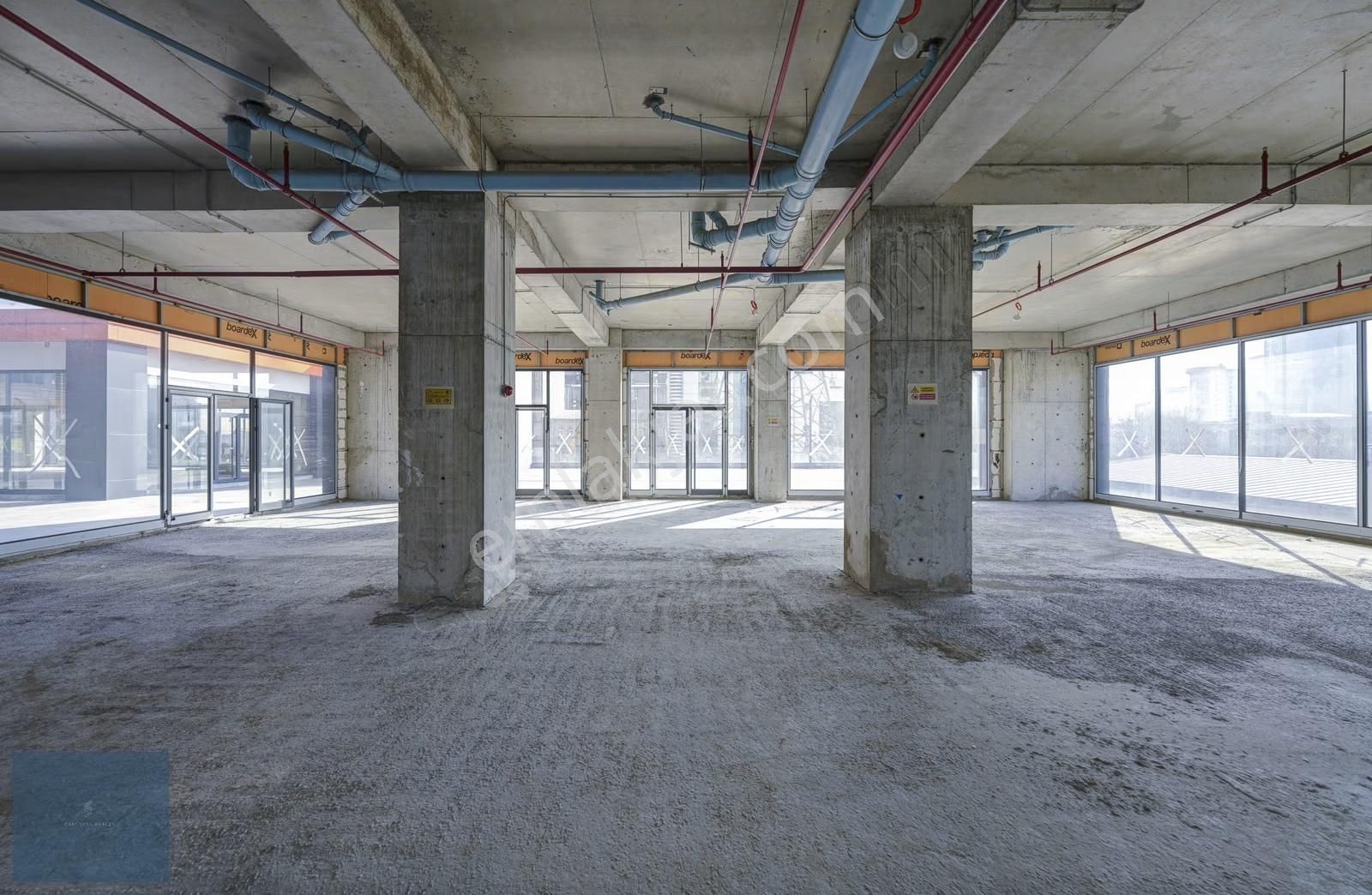 Basınekspres'e Cepheli Prestijli Projede 10.030m² Ticari Alan - Görsel 13