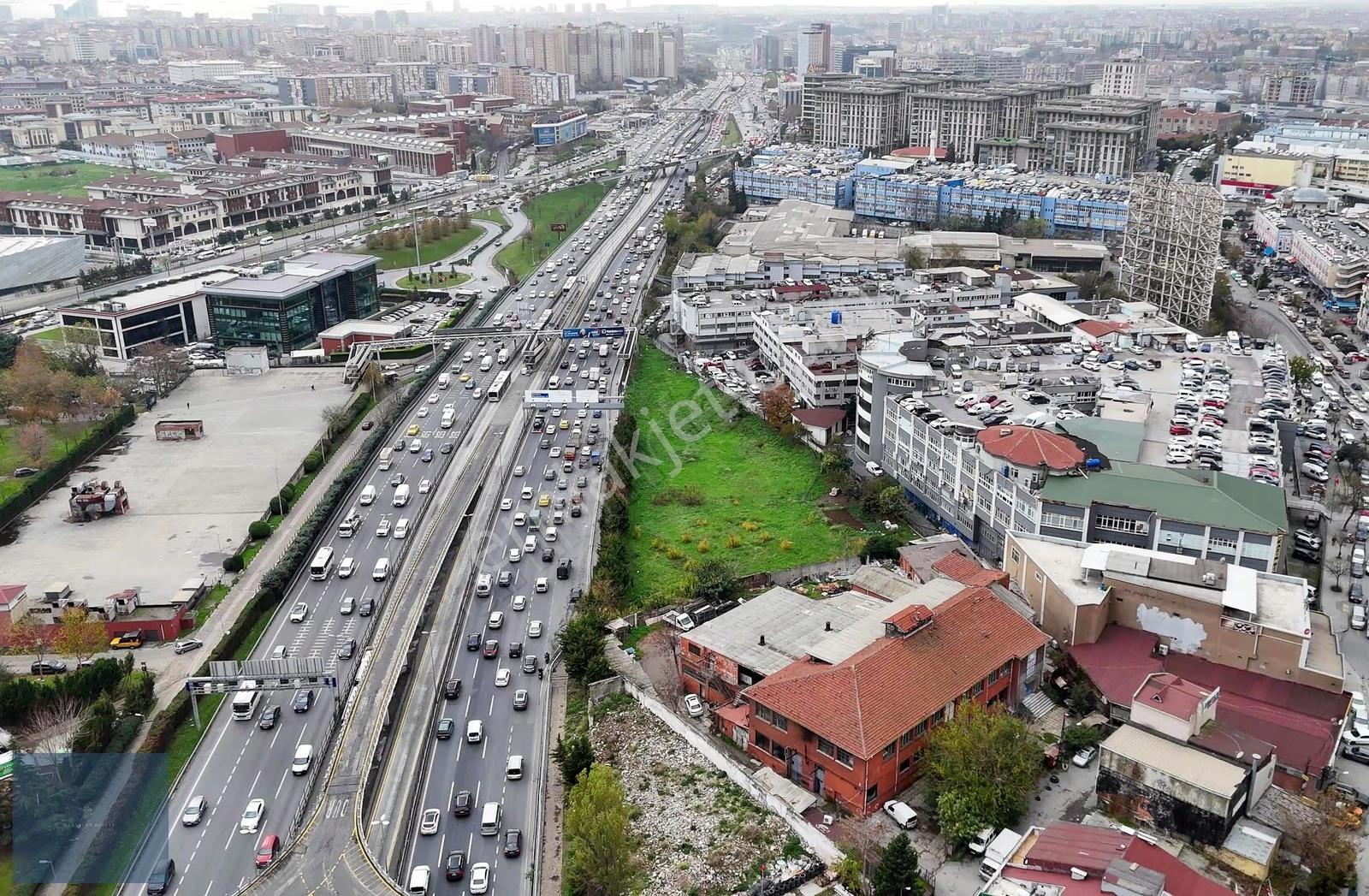 Topkapı E5 Üstü İşlek Bölgede Prestijli Projeye Uygun Kupon Arsa - Görsel 3