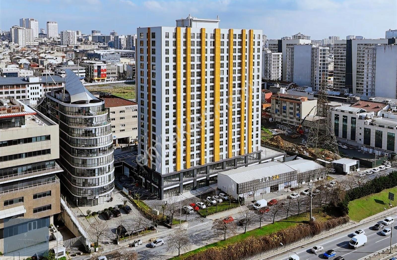 Basıneksprese Geniş Cephe Prestijli Projede 4.770m² Ticari Alan - Görsel 14