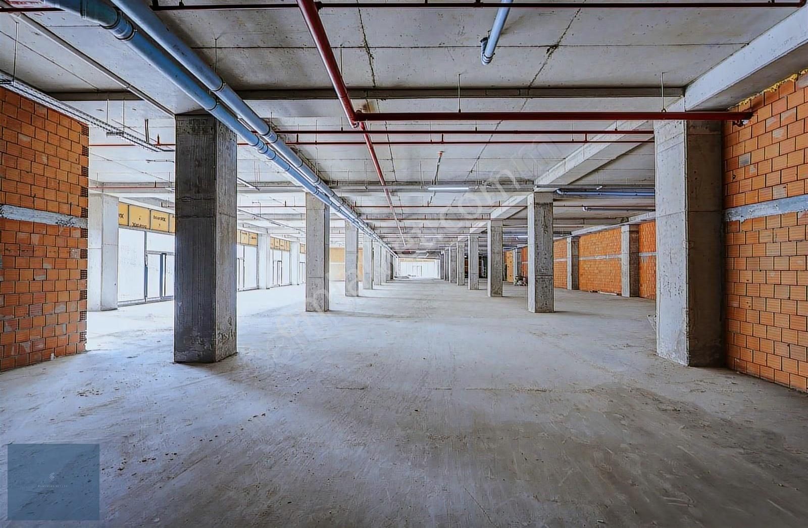 Basıneksprese Geniş Cephe Prestijli Projede 4.770m² Ticari Alan - Görsel 5