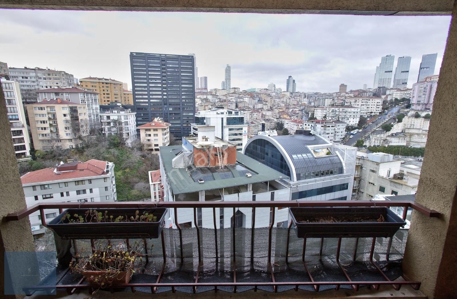 Nişantaşı Doğu Sitesinde Otoparklı Teraslı Kiralık Çatı Dubleks - Görsel 13
