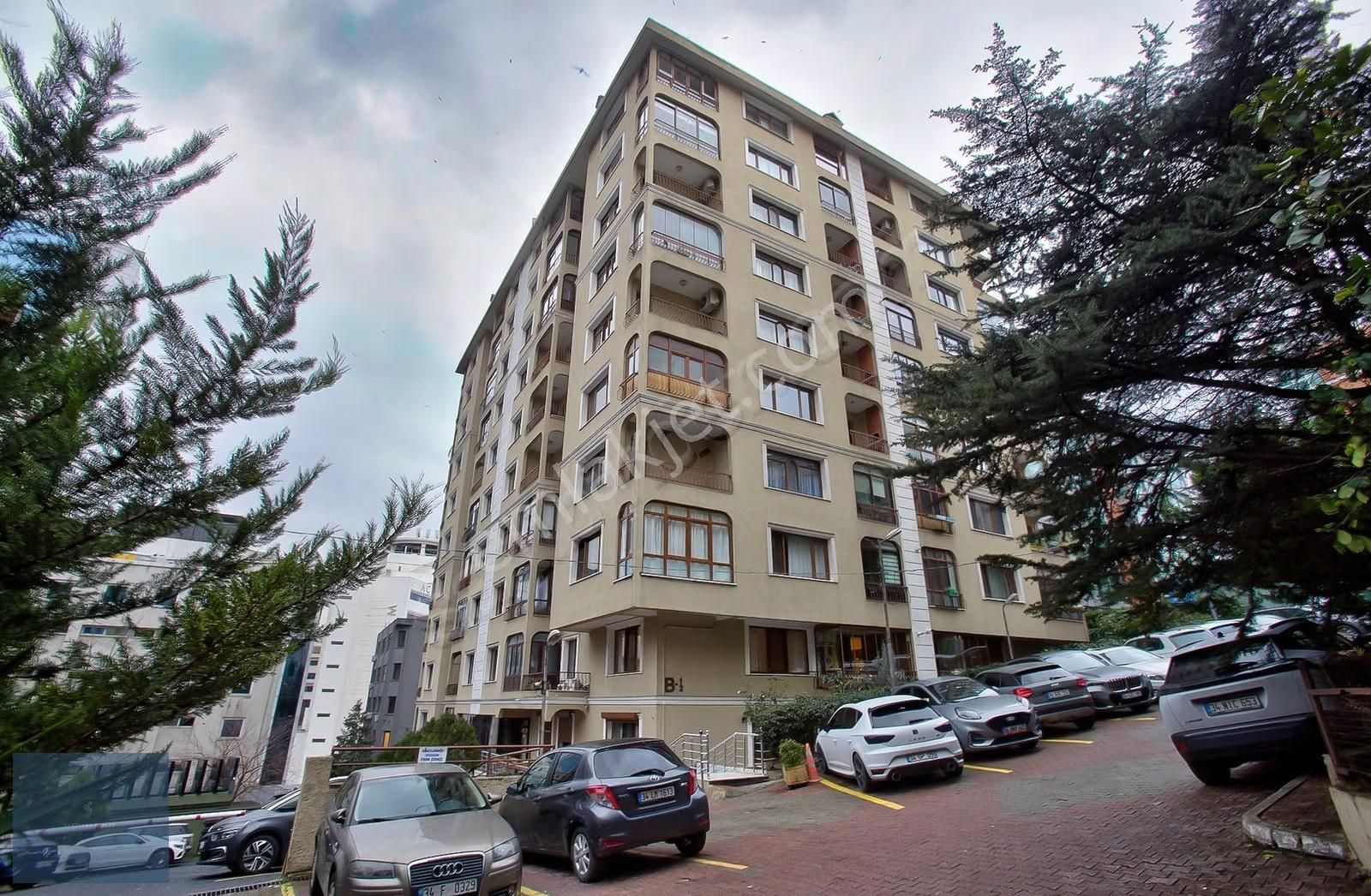 Nişantaşı Doğu Sitesinde Otoparklı Teraslı Kiralık Çatı Dubleks - Görsel 5