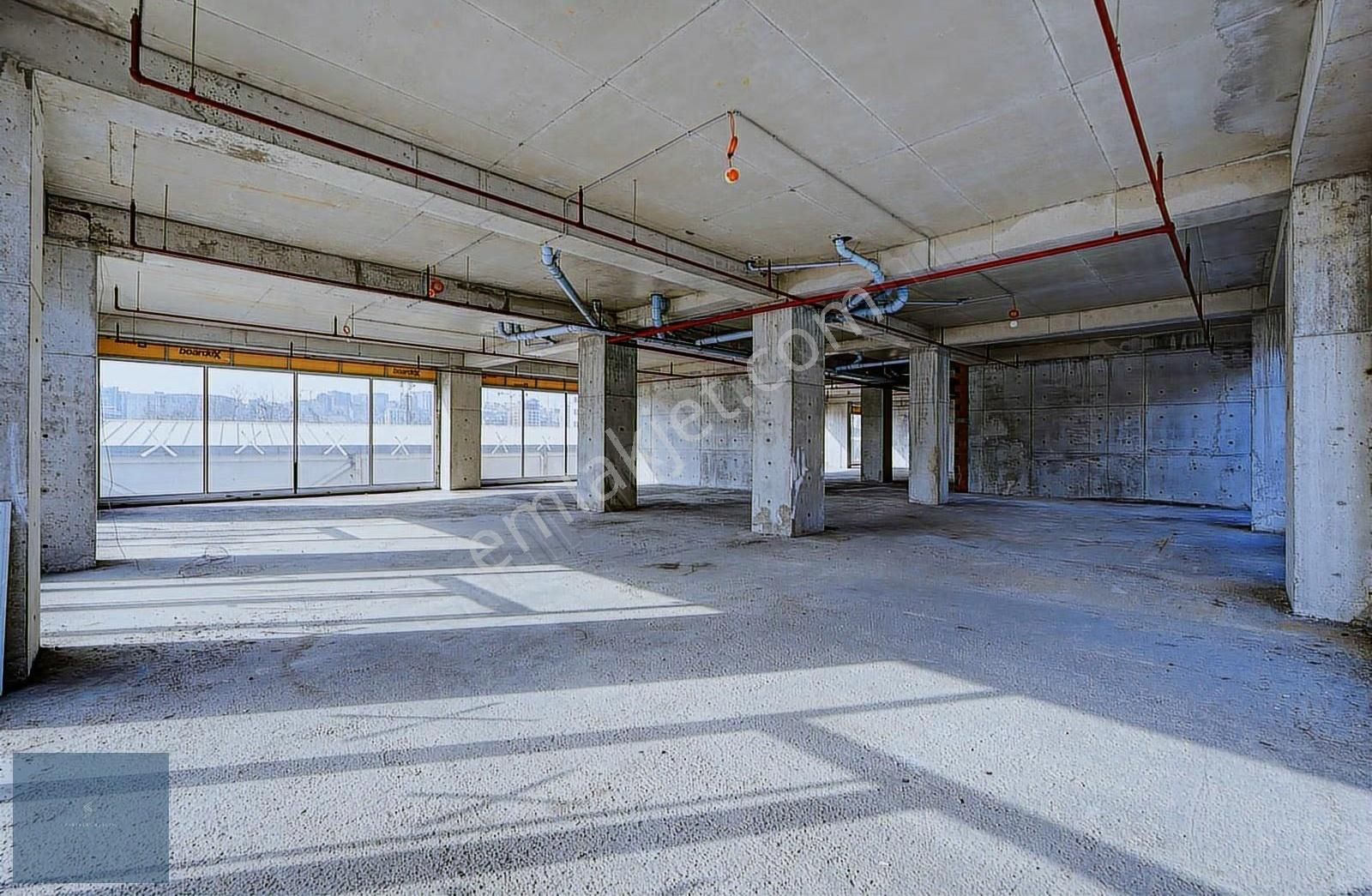 Basıneksprese Cepheli Tabela Değeri Yüksek 5260 M² Ticari Alan - Görsel 9