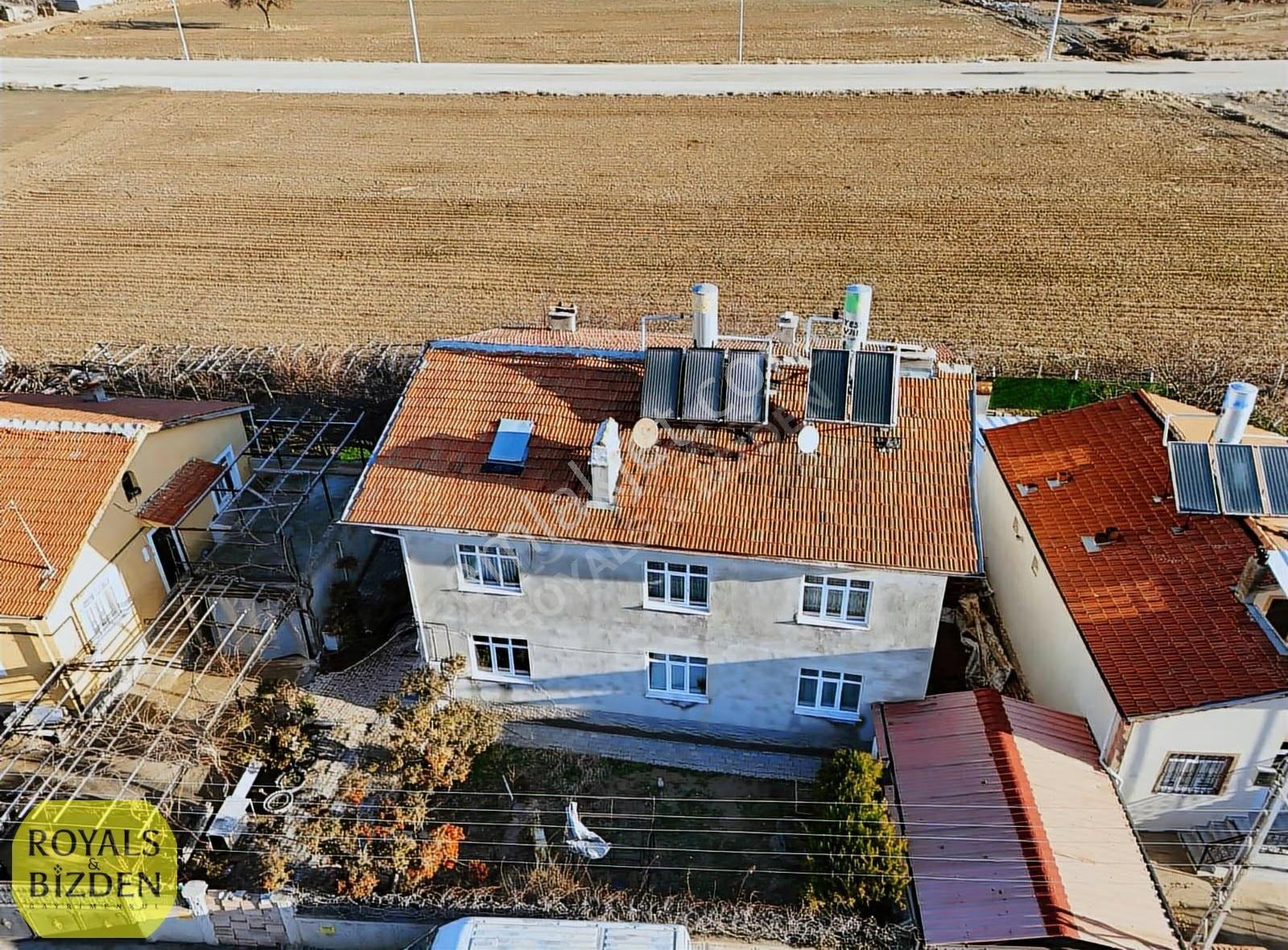 -bizden- Satılık Bahçeşehir Mahallesi 3+1 Müstakil Ev Ve Arsası - Görsel 23