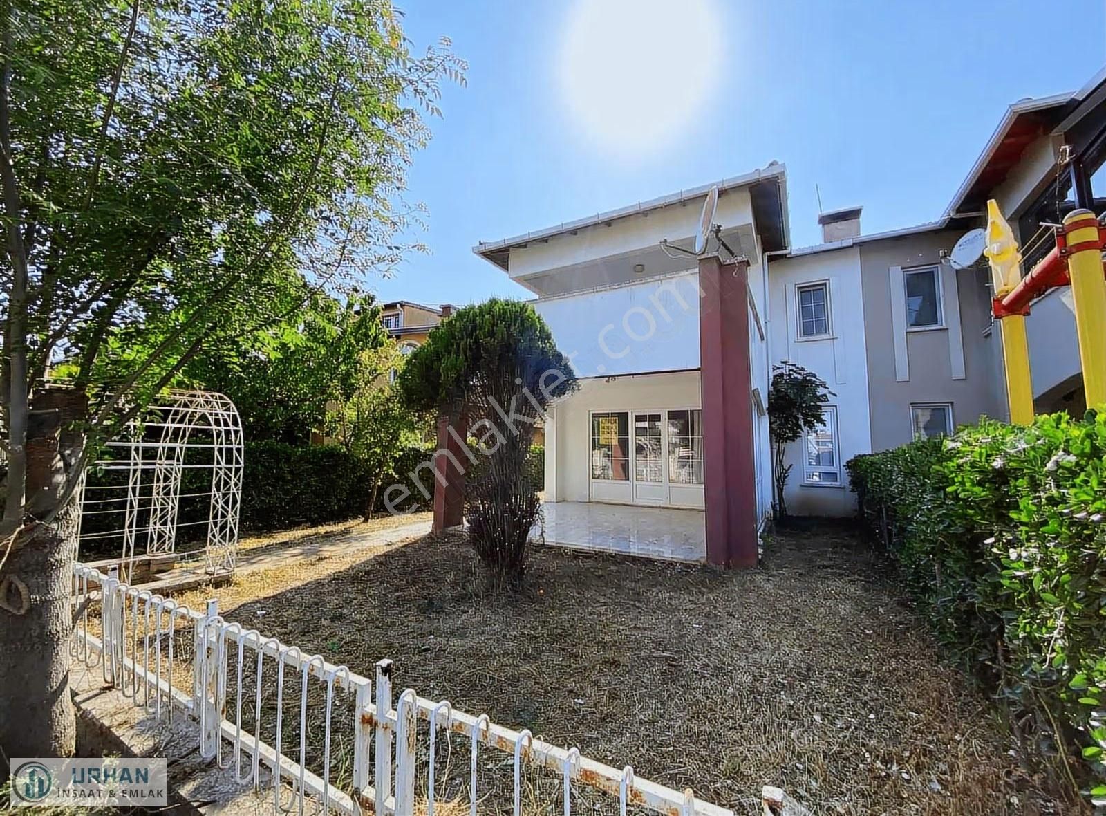 Silivri Altınorak'ta Kasım Ayına Kadar Kiralık 4+1 Yazlık Villa - Görsel 9