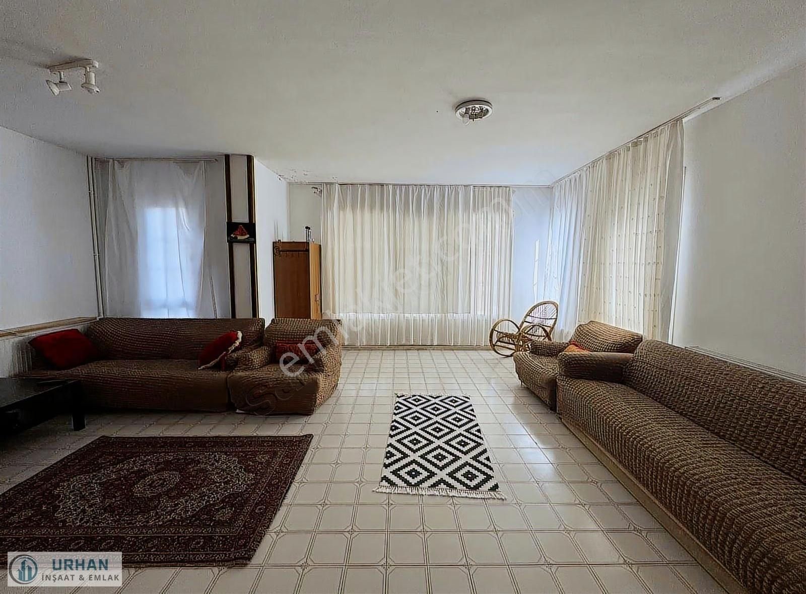 Silivri Altınorak'ta Kasım Ayına Kadar Kiralık 4+1 Yazlık Villa - Görsel 17