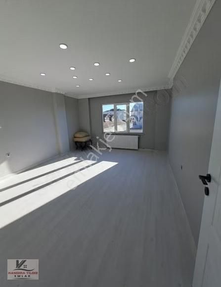 Ümraniye Çarşıda 2 + 1 Kombili 90 M2 İçi Sıfır Kiralık Daire - Görsel 3