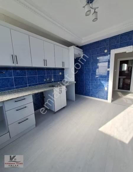 Ümraniye Çarşıda 2 + 1 Kombili 90 M2 İçi Sıfır Kiralık Daire - Görsel 2