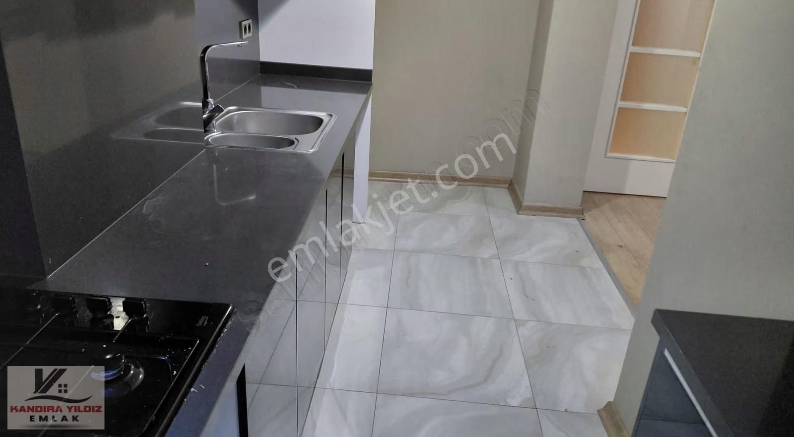 Tek Yetkili..!!!!!! 2+1 Boş Durumda Geniş Kullanışlı Yatırımlık - Görsel 12