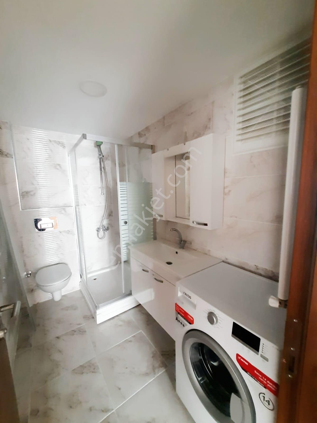 Ümraniyeistiklal Mahallesinde 3+1 Eşyalı Şık Lüx Daire ---metroya Çok Yakın--- - Görsel 19