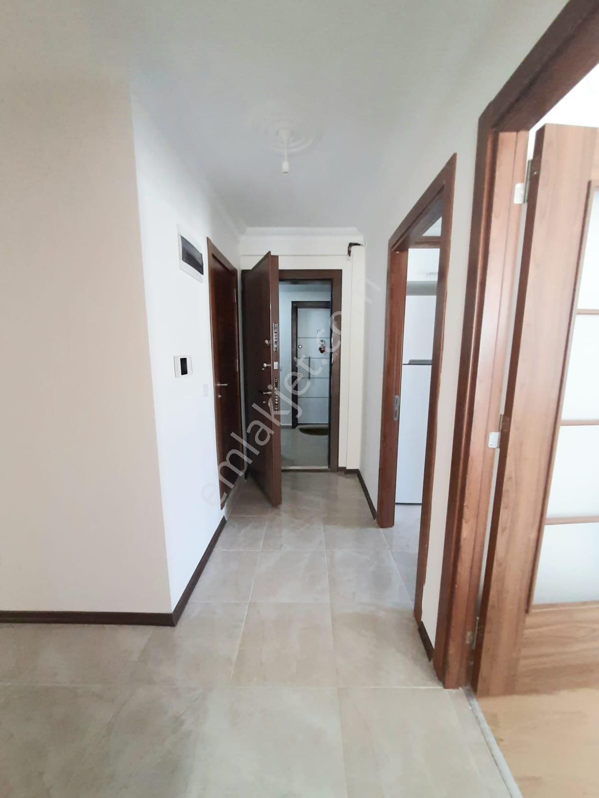 Ümraniyeistiklal Mahallesinde 3+1 Eşyalı Şık Lüx Daire ---metroya Çok Yakın--- - Görsel 5