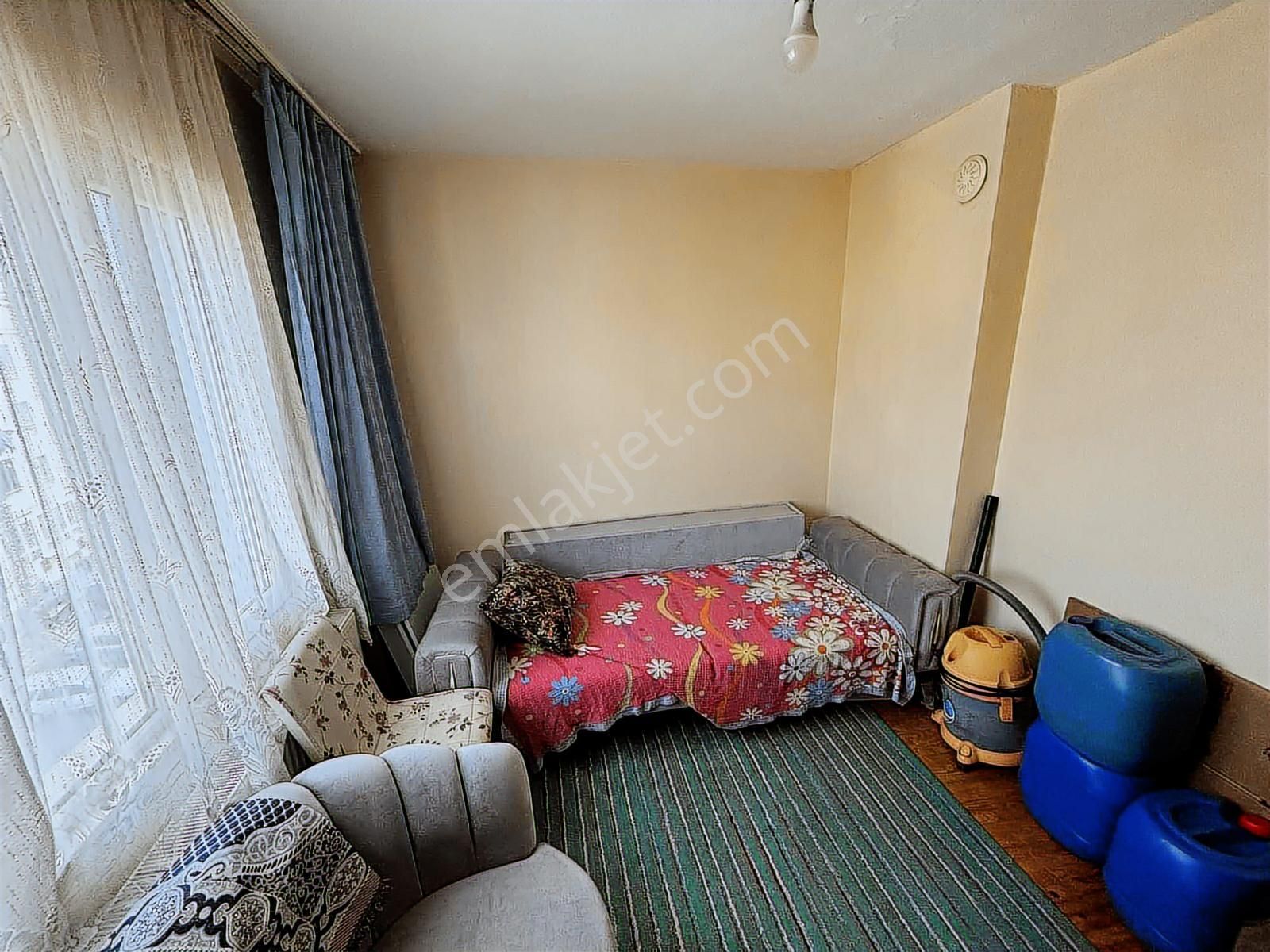 Çarşı Merkezde Satılık 2+1 Daire - Görsel 7