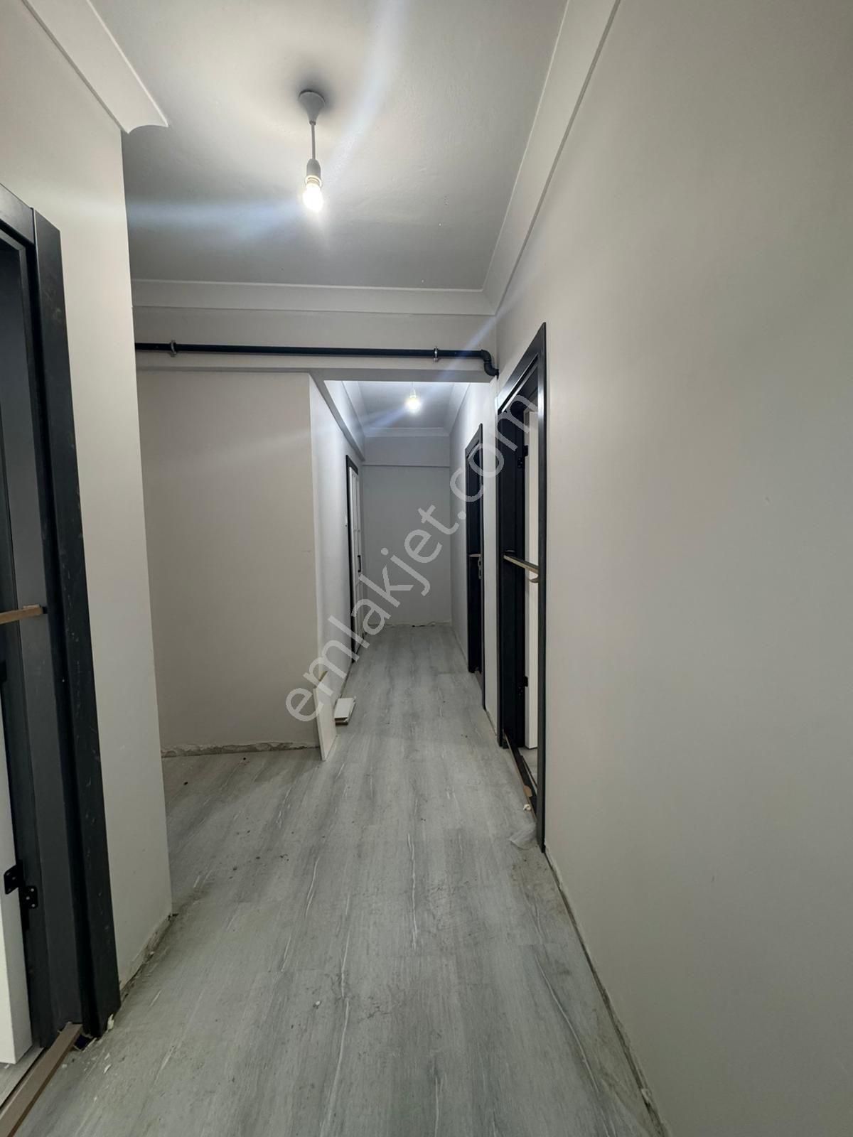 Canyapı'dan Koray Lisesi Mevkiinde 2+1 Yeni Tadilatlı Satılık Daire - Görsel 21