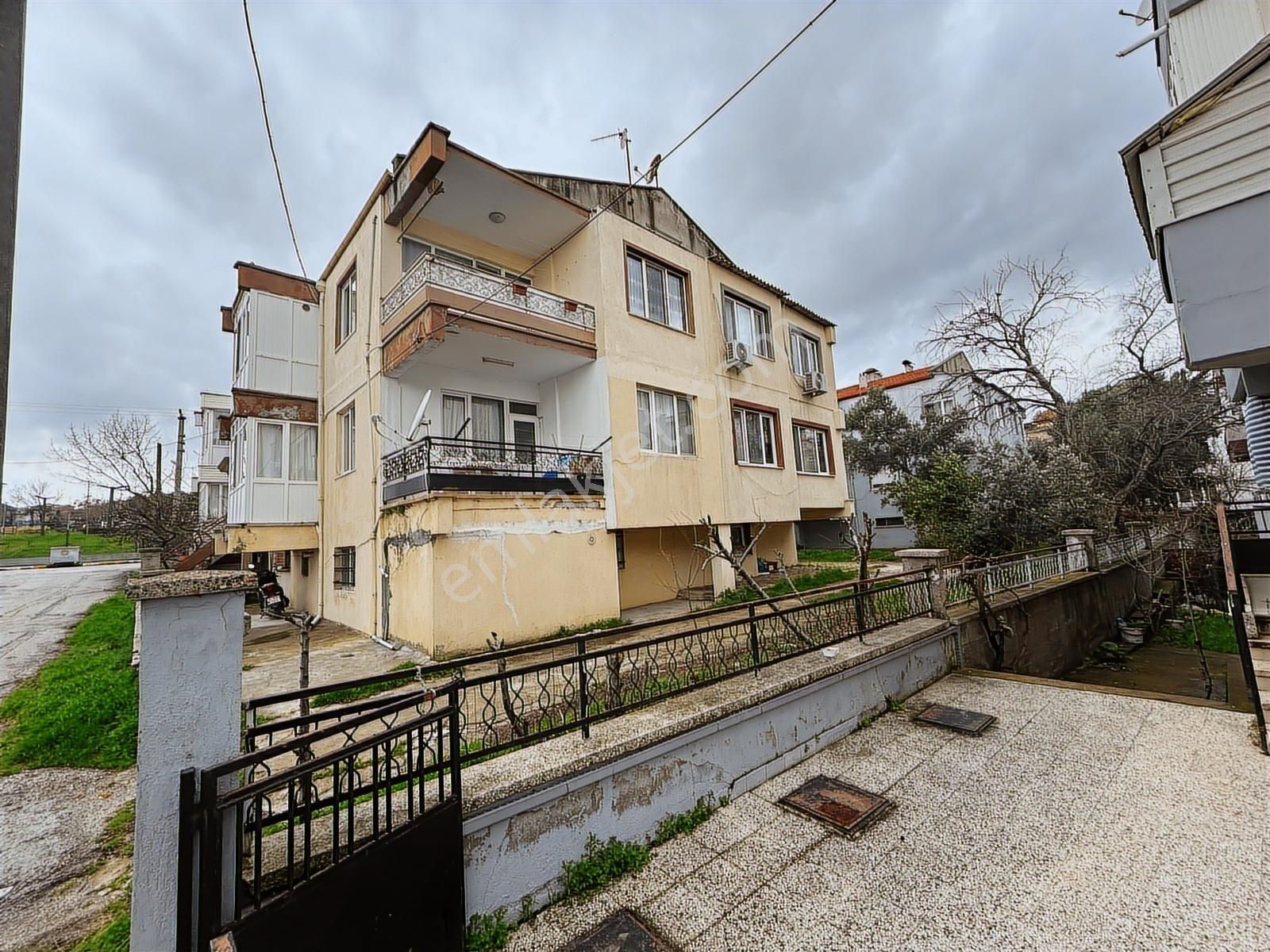 Şehitlik Parkı Yanında Satılık Arsa Payı Yüksek Geniş 2+1 Daire - Görsel 6