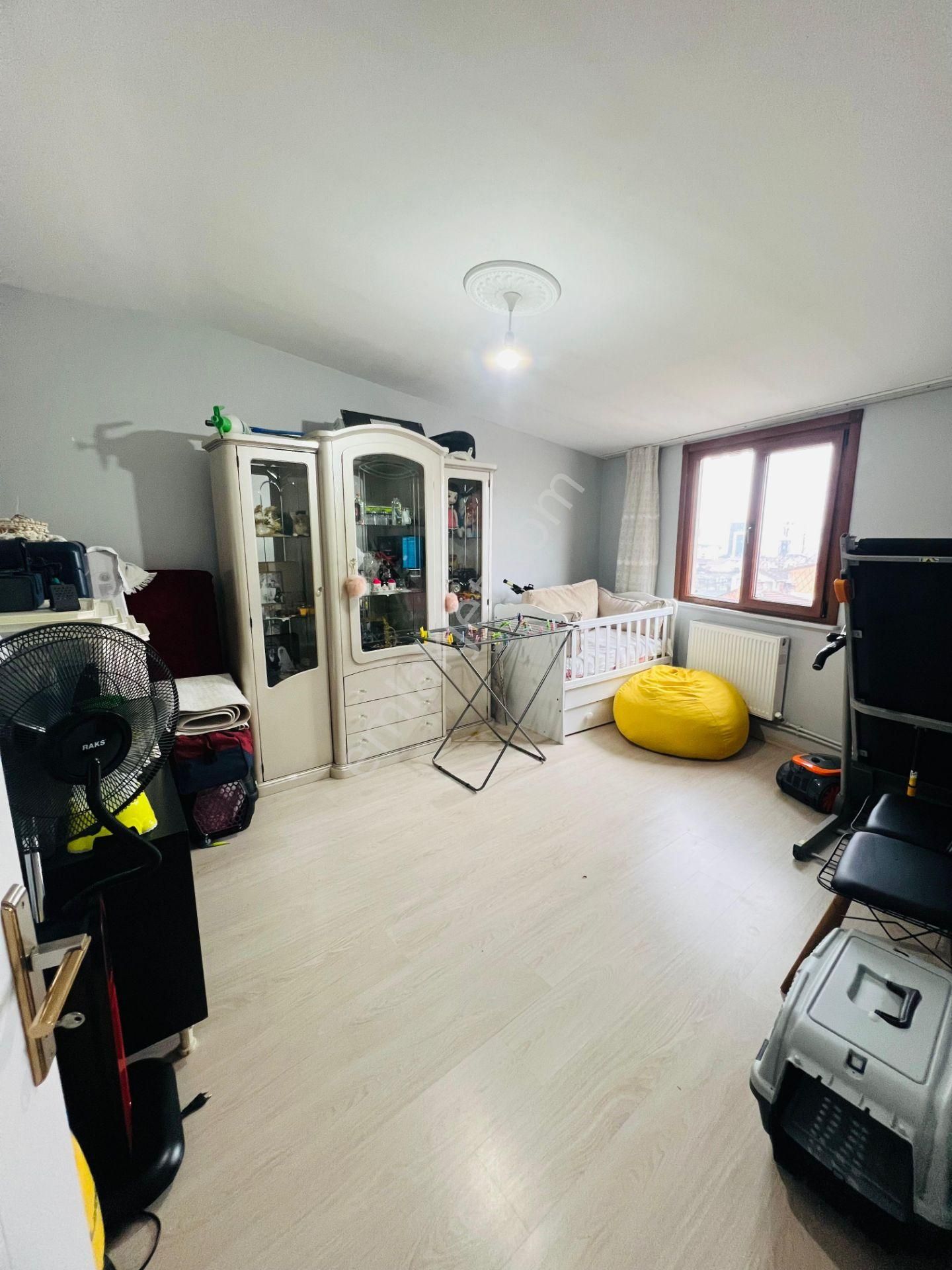 İstanbul Sancaktepe Yunusemre Mah. Satılık 3+3 Üst Dübleks 220 M2 - Görsel 32