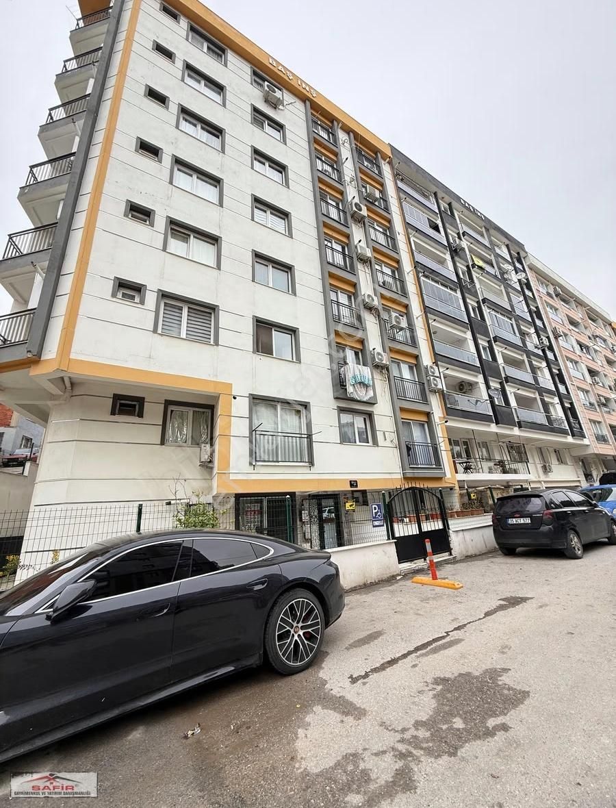 Safir`den Arakat Güvenlik Kameralı Eşyalı 1+1 Daire - Görsel 25