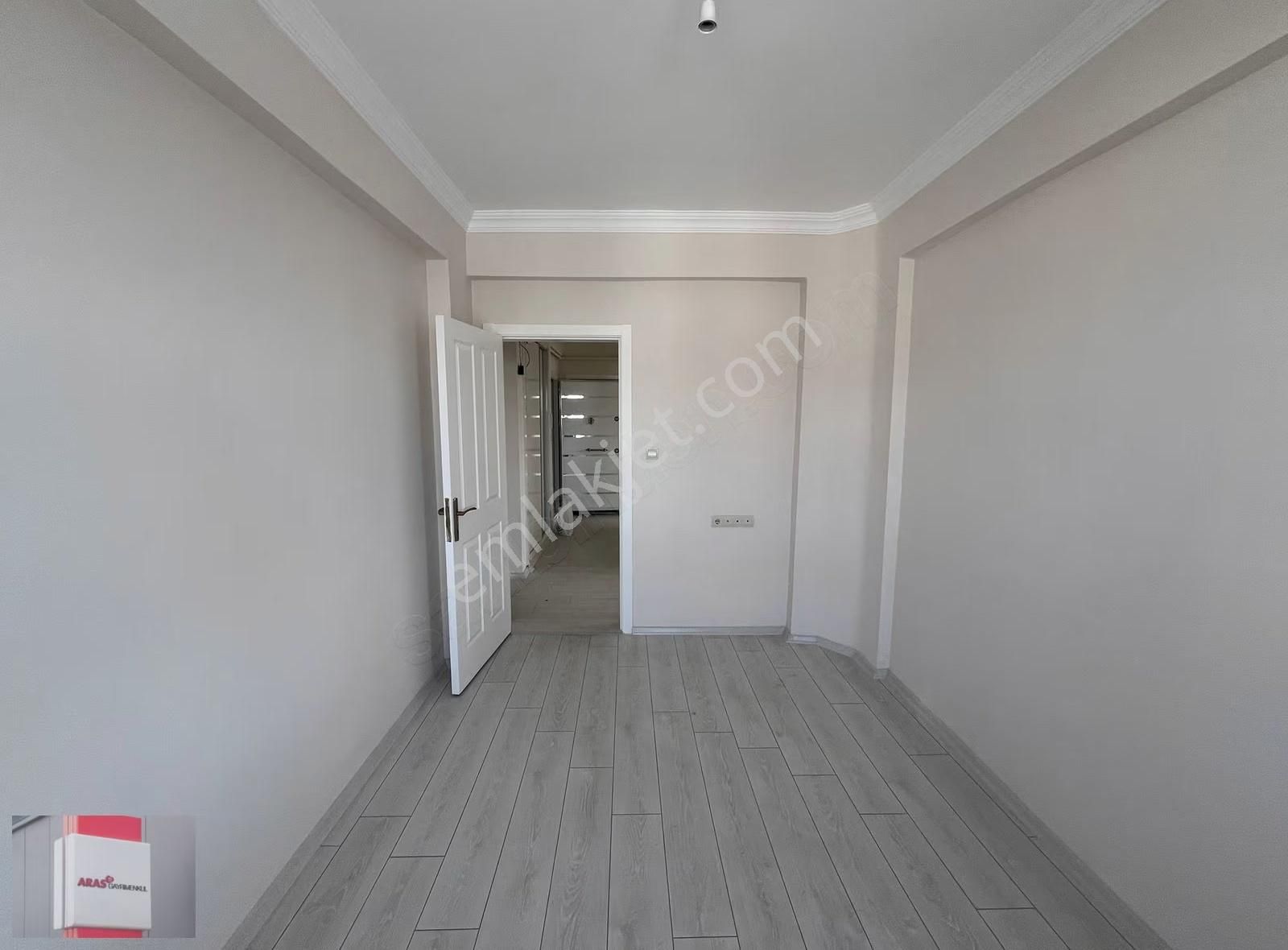 Yazır Mah. Ecdat Parkı Yanı 3+1 Yeni Bakımı Yapılmış Kiralık - Görsel 16