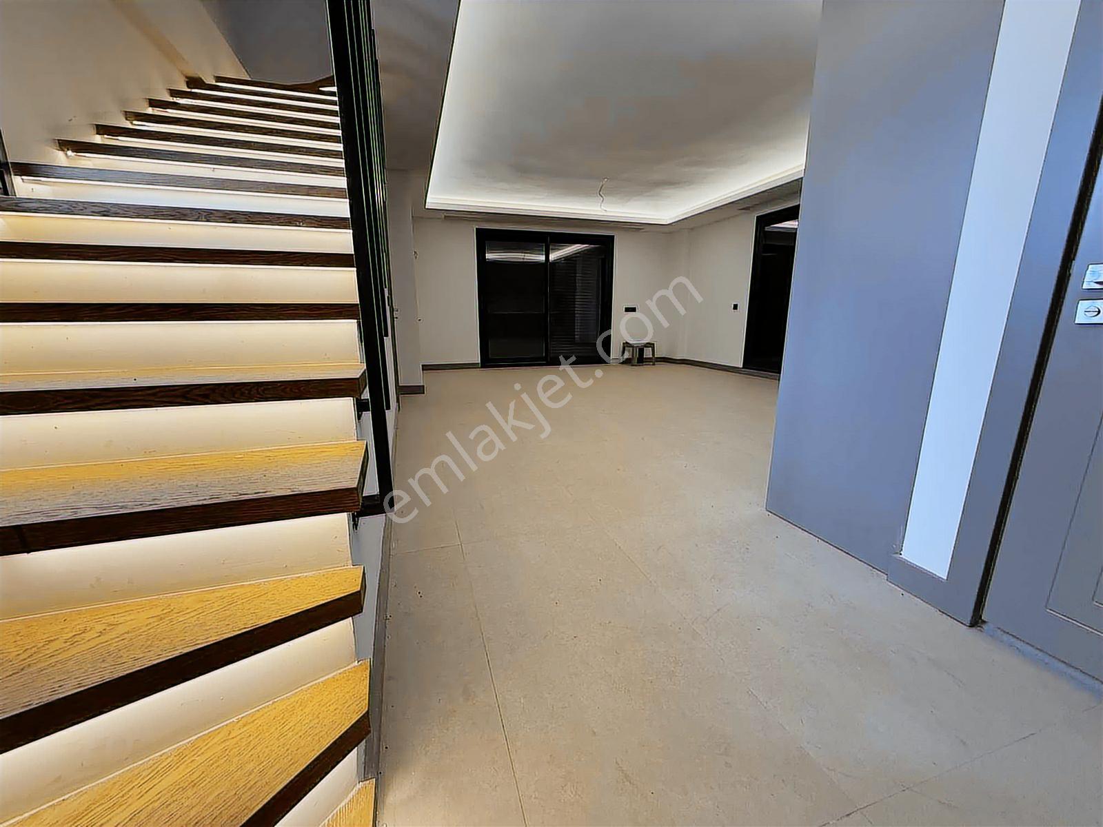 Kuşadası Davutlarda Satılık Tek Müstakil 5+1 Villa - Görsel 10