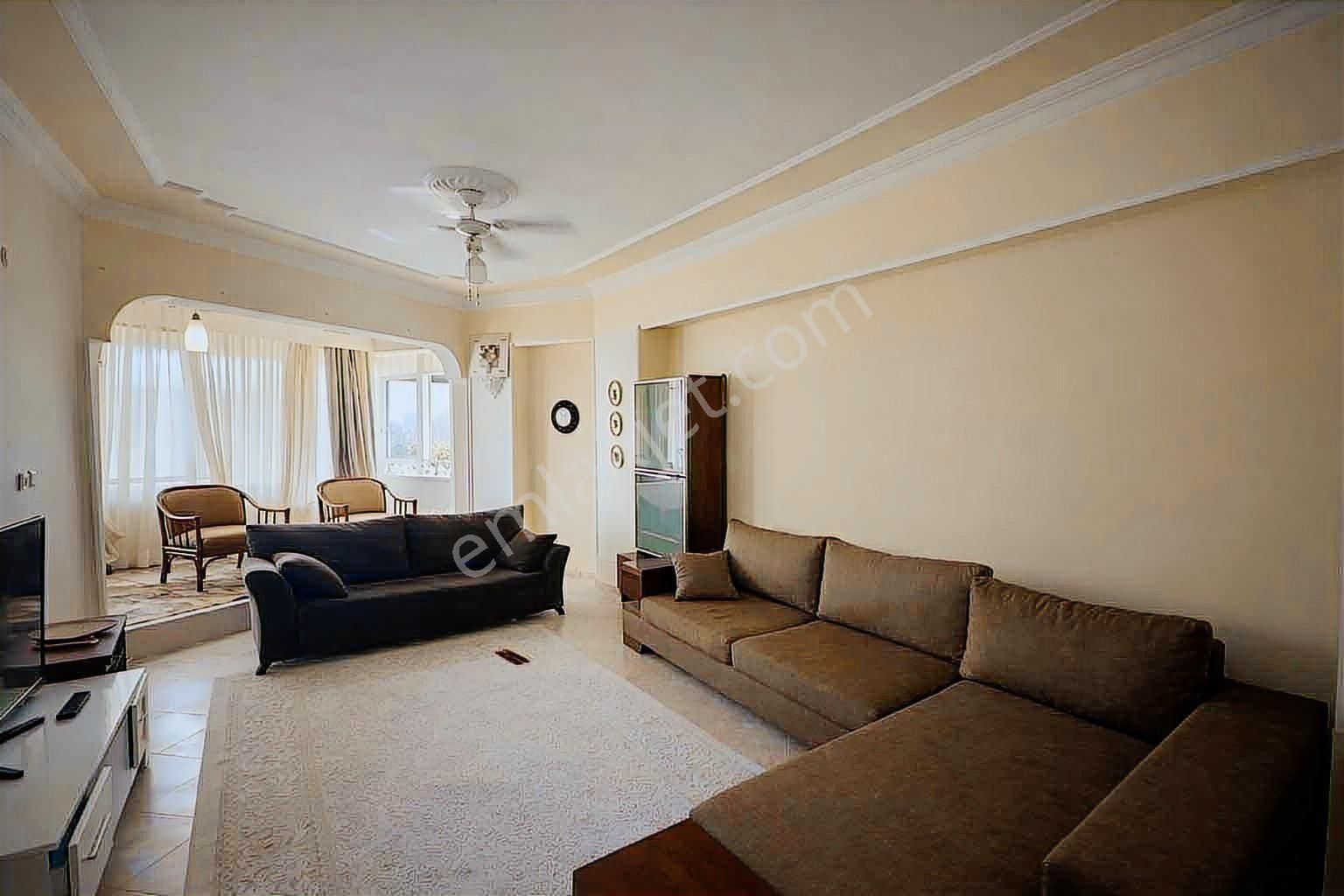 Mahmutlar'da Denıze Sıfır Sitede 2+1 Eşyalı Daire - Görsel 11