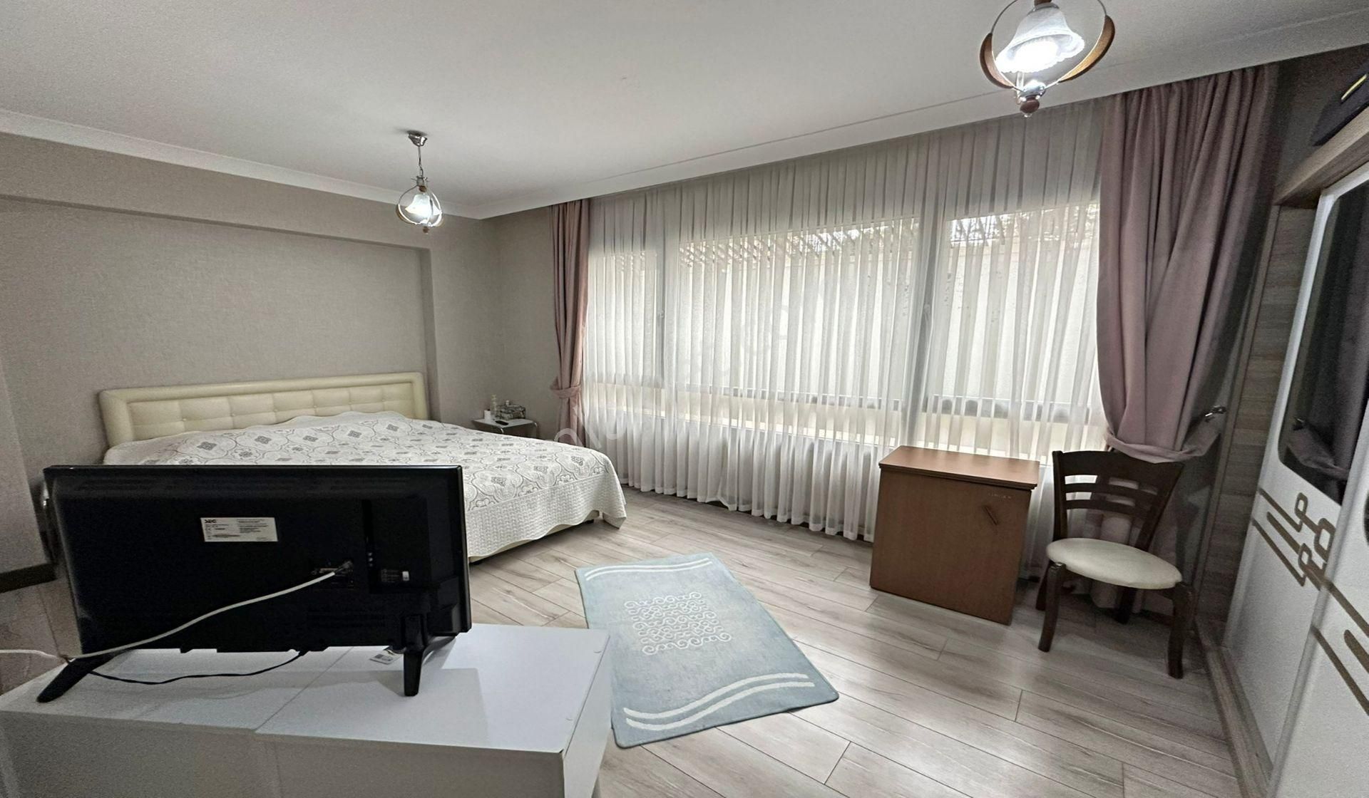 Ufuktepede 2+1 Site İçerisinde Teras Balkonlu Altı Daire - Görsel 20