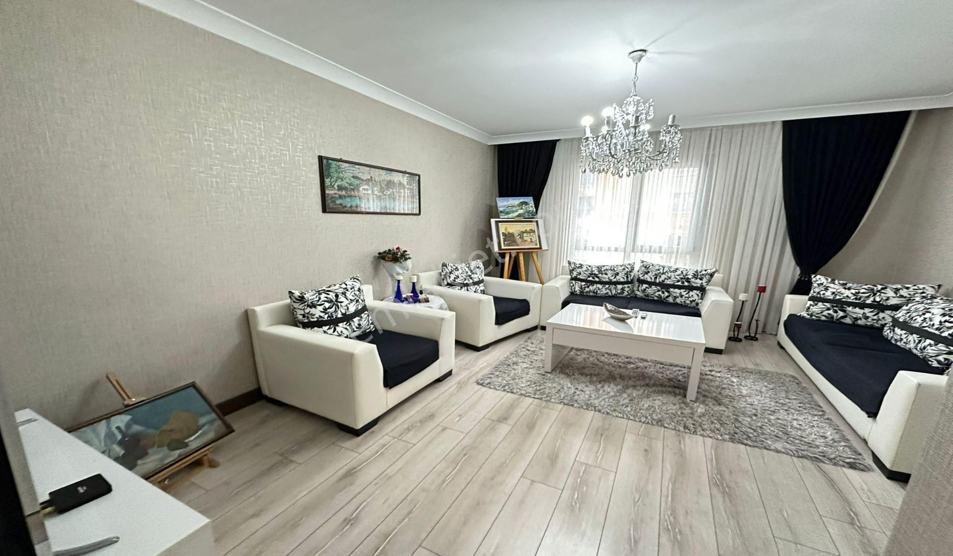 Ufuktepede 2+1 Site İçerisinde Teras Balkonlu Altı Daire - Görsel 12