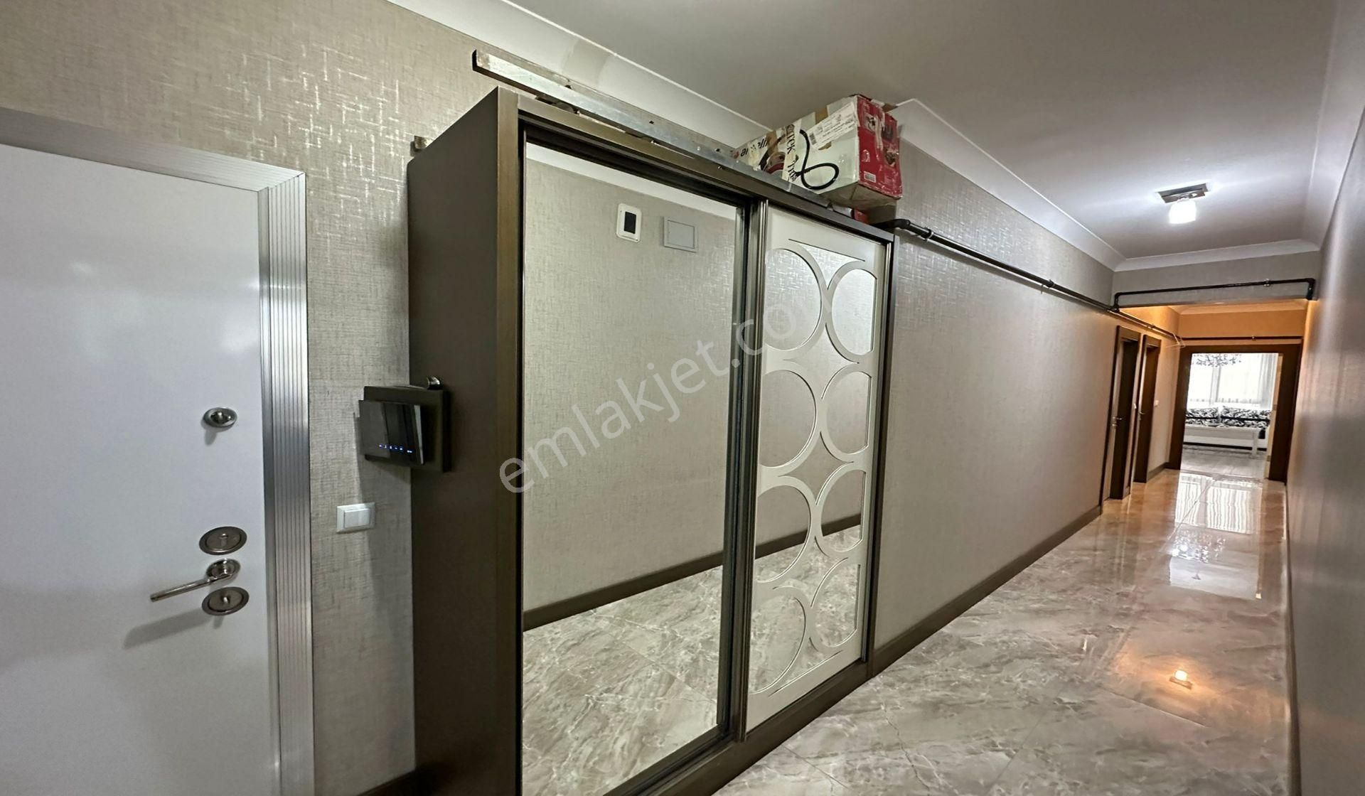 Ufuktepede 2+1 Site İçerisinde Teras Balkonlu Altı Daire - Görsel 23