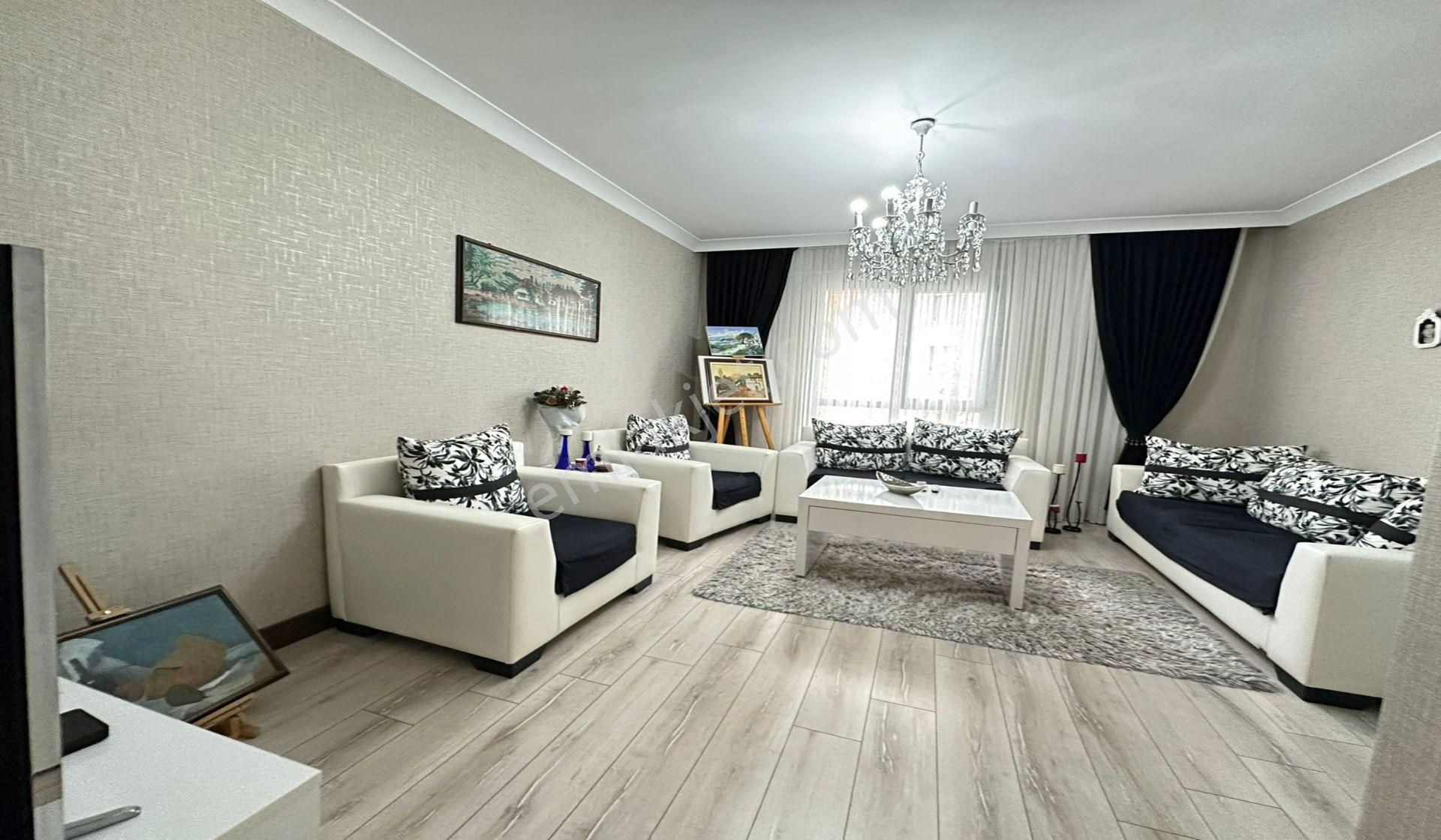 Ufuktepede 2+1 Site İçerisinde Teras Balkonlu Altı Daire - Görsel 11