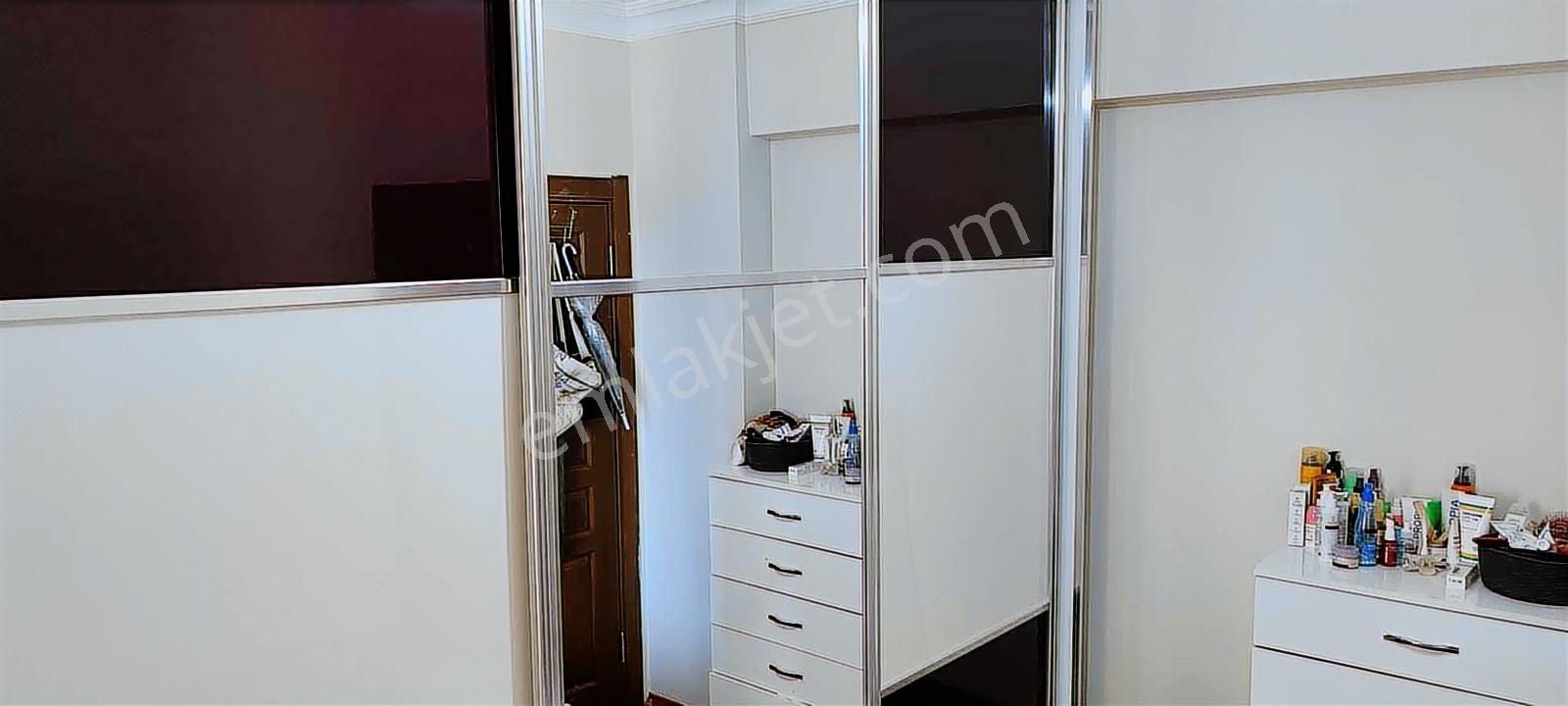 Havuzlu Güvenlikli Sitede 3+1 Satılık - Görsel 23