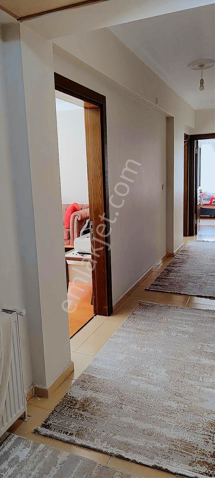 Havuzlu Güvenlikli Sitede 3+1 Satılık - Görsel 3
